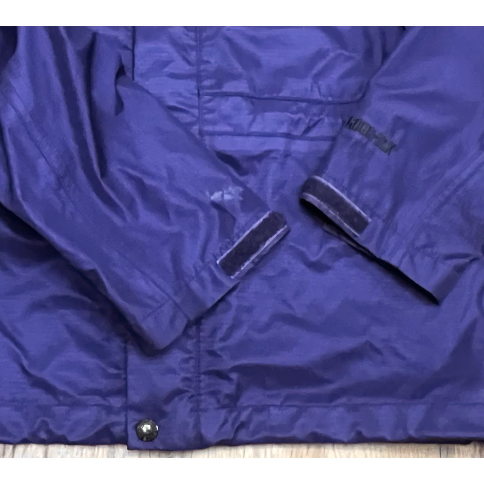 The North Face VINTAGE The North Face Gore-Tex Mountain Shell Jacket Mens S Purple Windproof Waterproof 90s Outdoor Parka Size US S / EU 44-46 / 1 - 5 Thumbnail