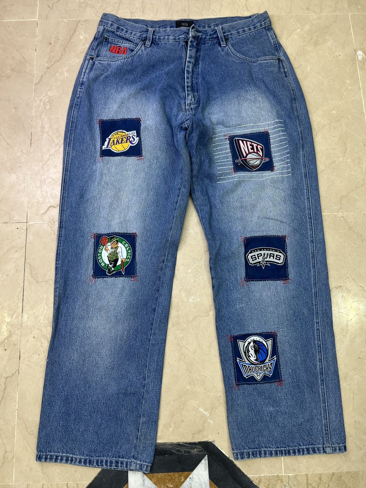 NBA Vintage 2000s NBA Team Patch Baggy Denim Jeans Wide Leg Size US 36 / EU 52 - 1 Thumbnail