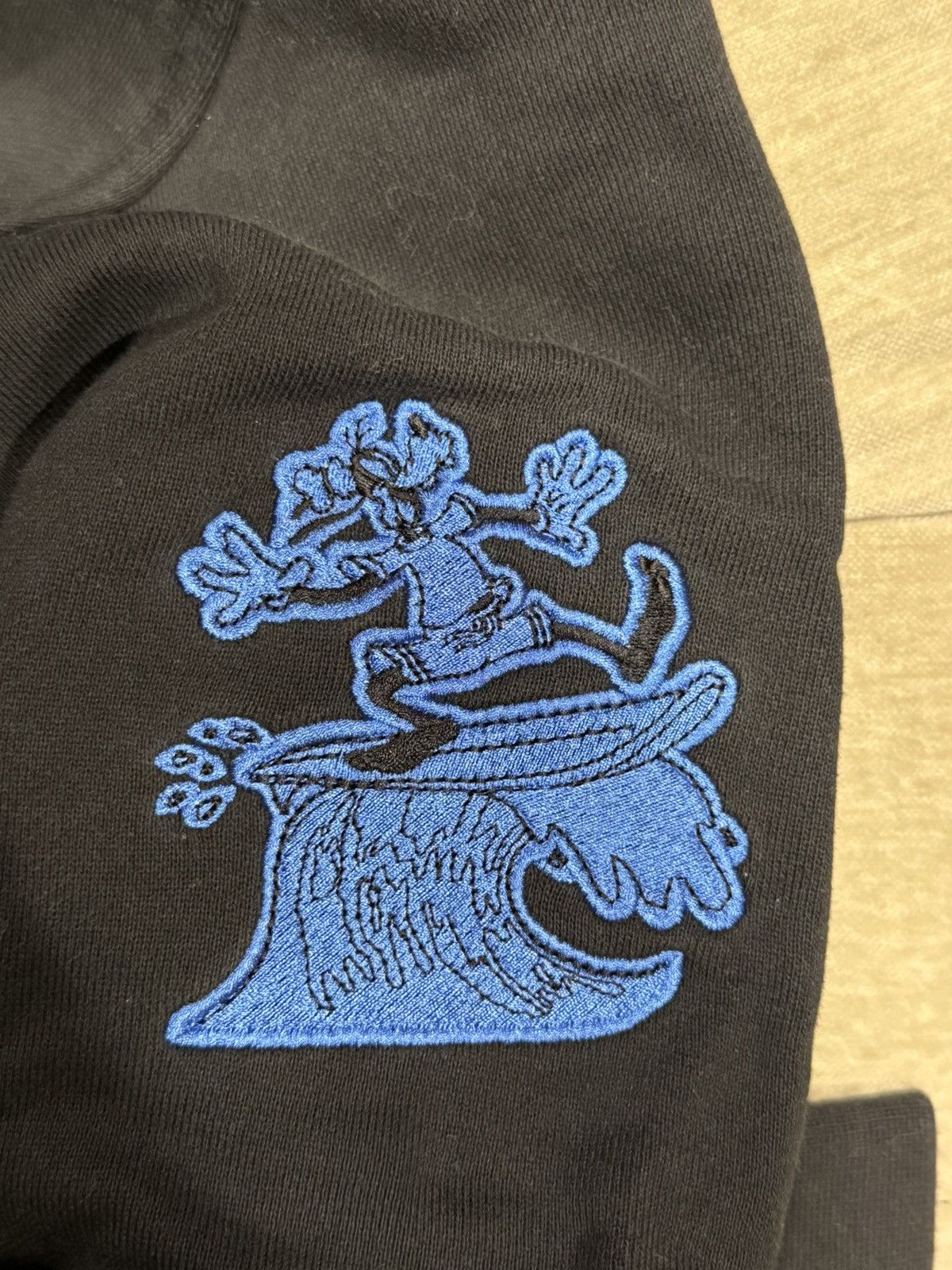 Adidas × Disney Adidas/Disney “Goofy” Crewneck Size US L / EU 52-54 / 3 - 5 Thumbnail