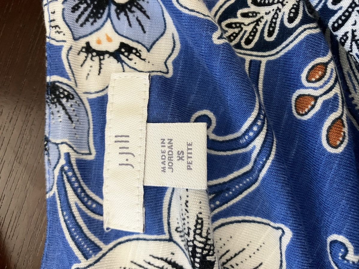 J. Jill J Jill Petite Floral Midi Dress size XS Size XS / US 0-2 / IT 36-38 - 2 Thumbnail
