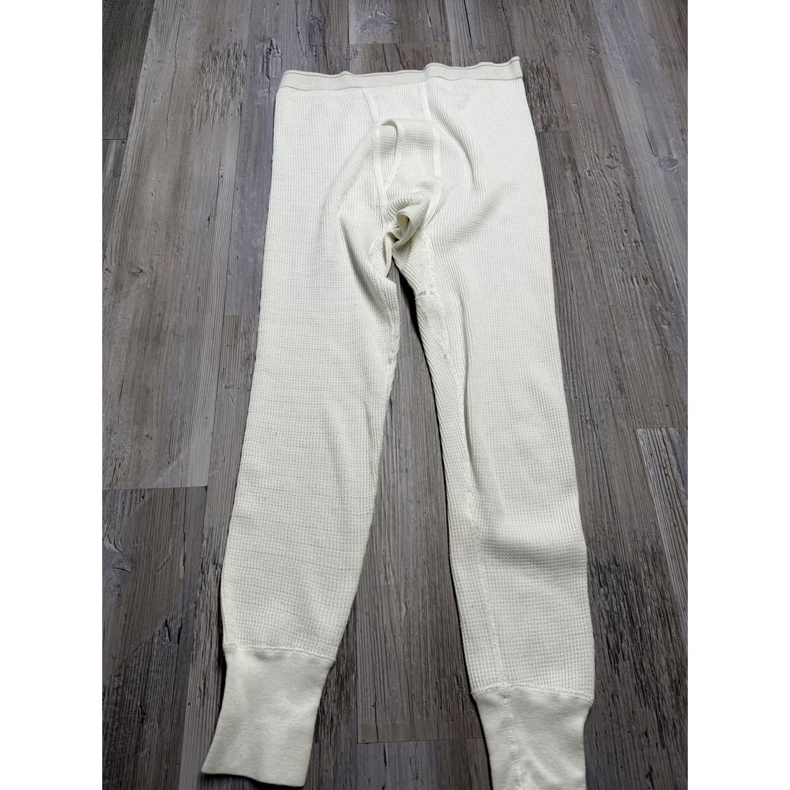 Fruit Of The Loom Vintage Fruit of the Loom Thermal Bottoms Waffle Knit White Long Johns Size M Size US 31 - 2 Thumbnail