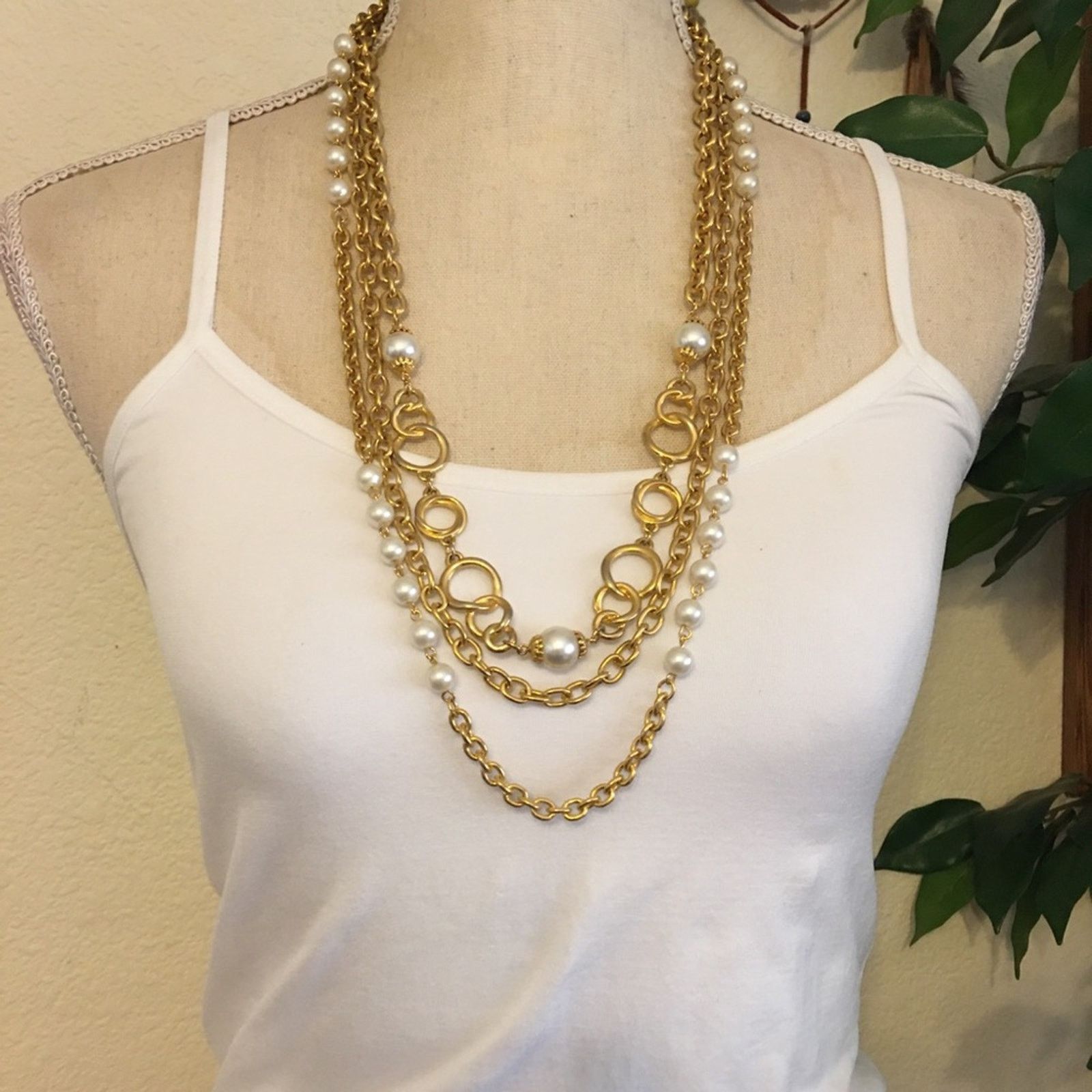 Vintage Vintage triple layer gold chain pearl necklace Size ONE SIZE - 3 Thumbnail