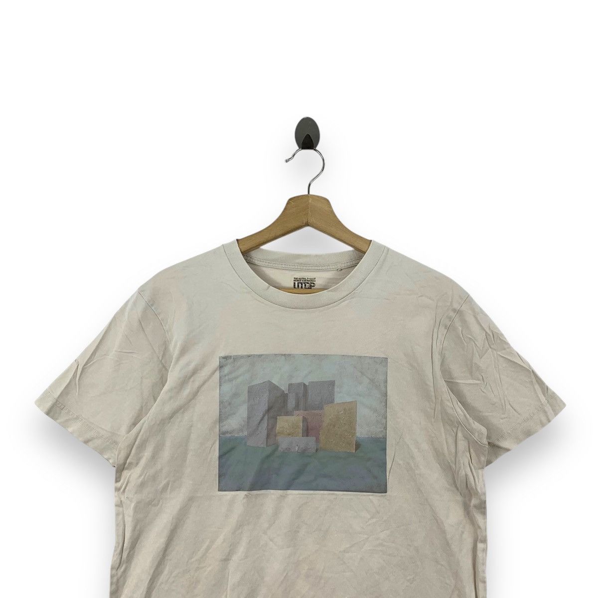 Uniqlo MOMA x UNIQLO UTGP Global Design Competition Blocks Size US M / EU 48-50 / 2 - 2 Thumbnail