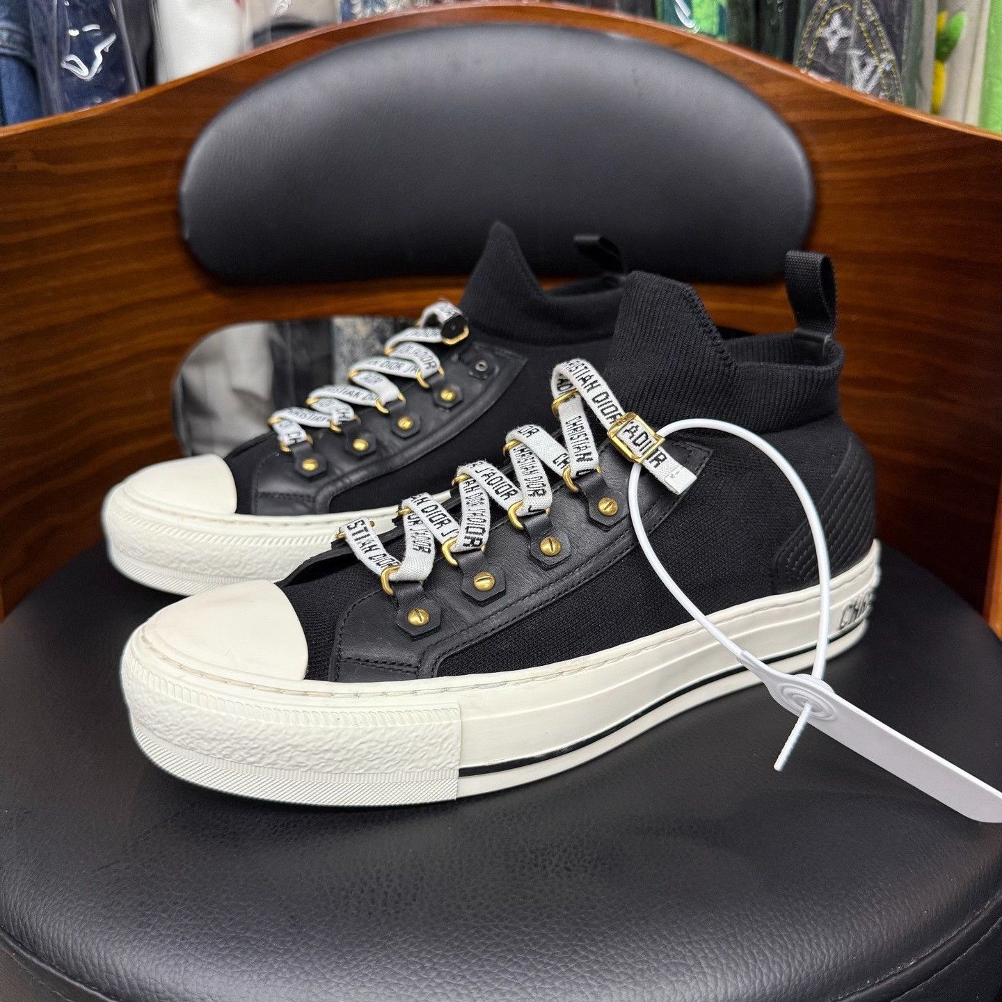 Dior Dior Black Lowtop Sneakers 6.5 Men Size US 6.5 / EU 39-40 - 1 Thumbnail