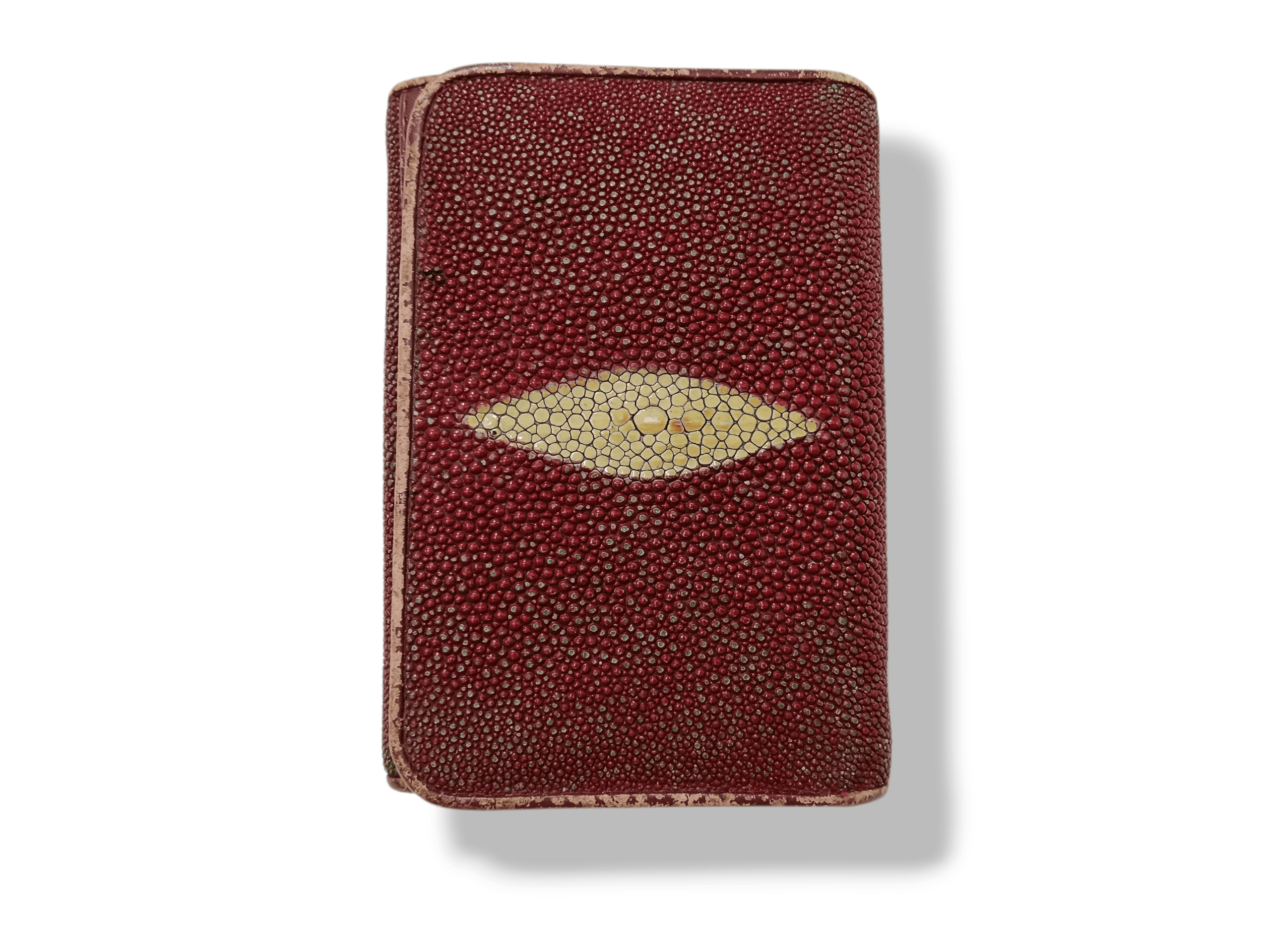 Genuine Leather Genuine Leather Stingray Skin Trifold Wallet Size ONE SIZE - 1 Thumbnail