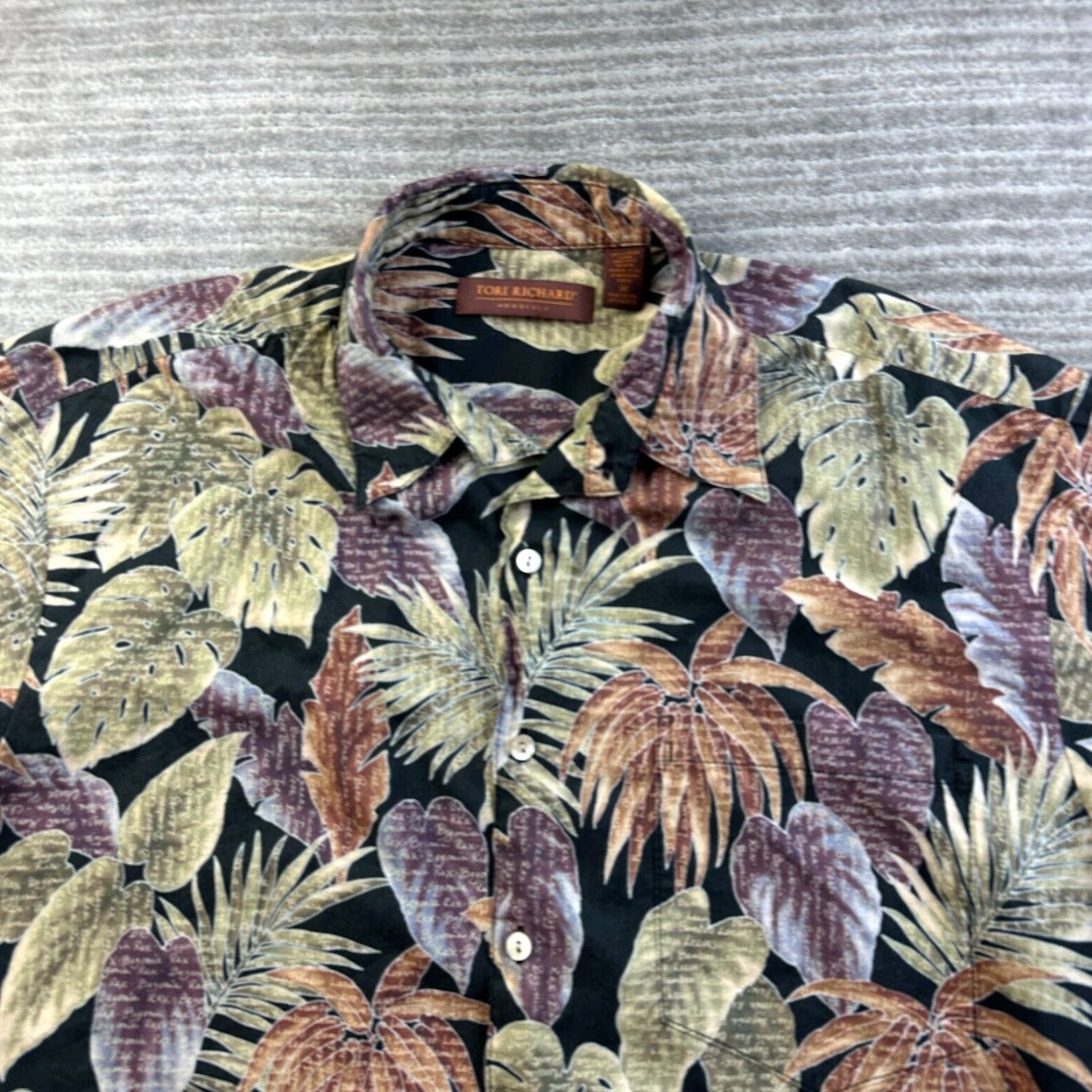 Tori Richard Tori Richard Shirt Mens Medium Black Green Floral Button Up Hawaiian Shirt Mens M Green Hawaiian Floral Button-Up Shirt Size US M / EU 48-50 / 2 - 3 Thumbnail