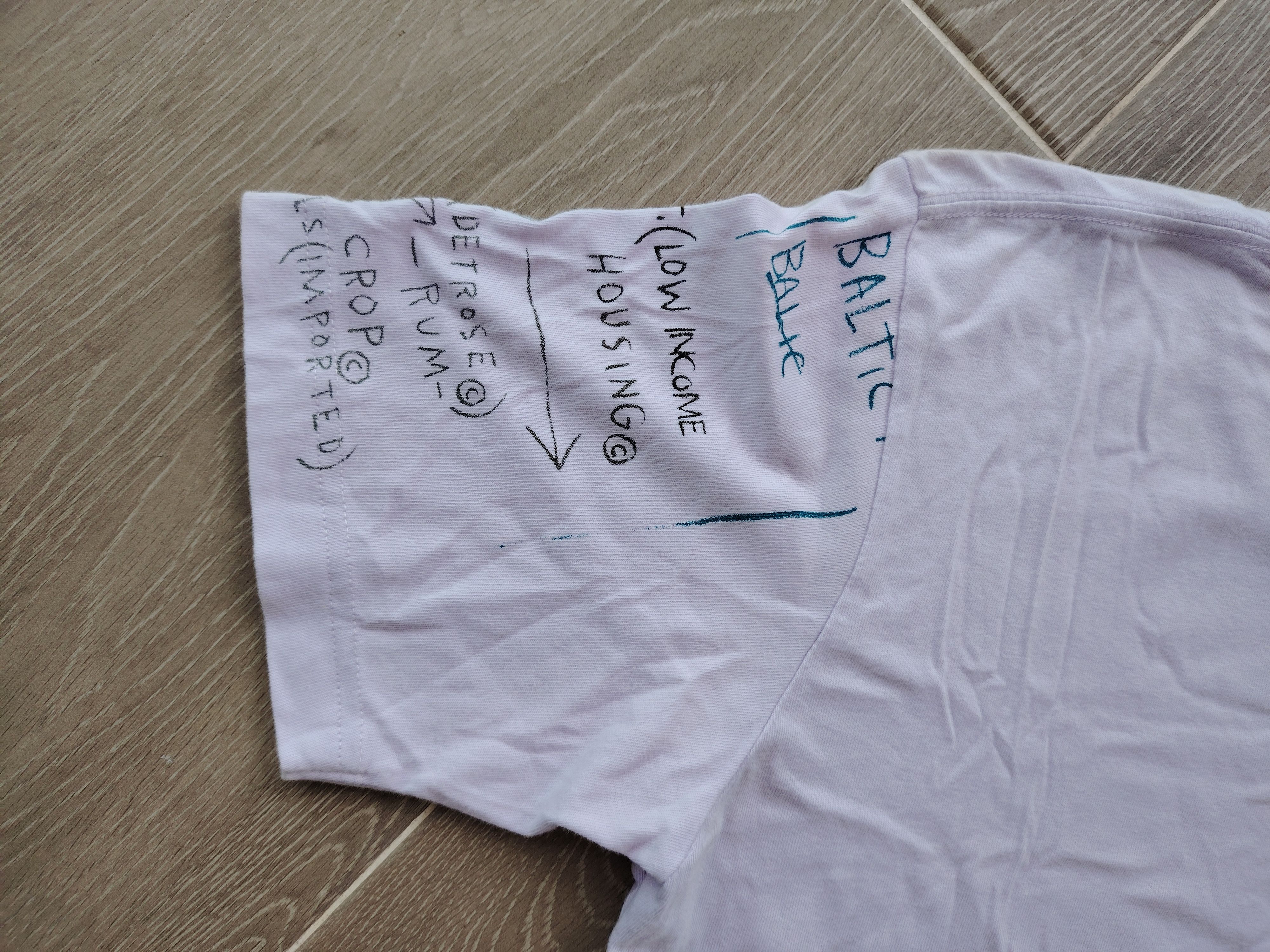 Japanese Brand × Jean-Michel Basquiat × Uniqlo Jean-Michel Basquiat by Uniqlo T Shirt Size US M / EU 48-50 / 2 - 5 Thumbnail