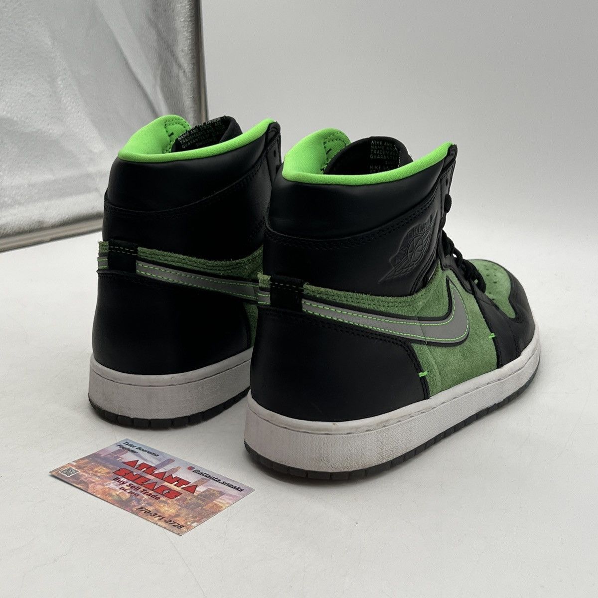 Jordan Brand Air Jordan 1 high zen green Size US 9.5 / EU 42-43 - 5 Thumbnail
