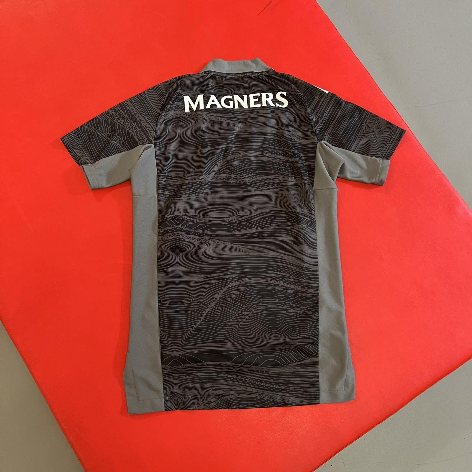 Adidas Adidas Celtic Black Soccer Jersey Sz S Size US S / EU 44-46 / 1 - 2 Thumbnail