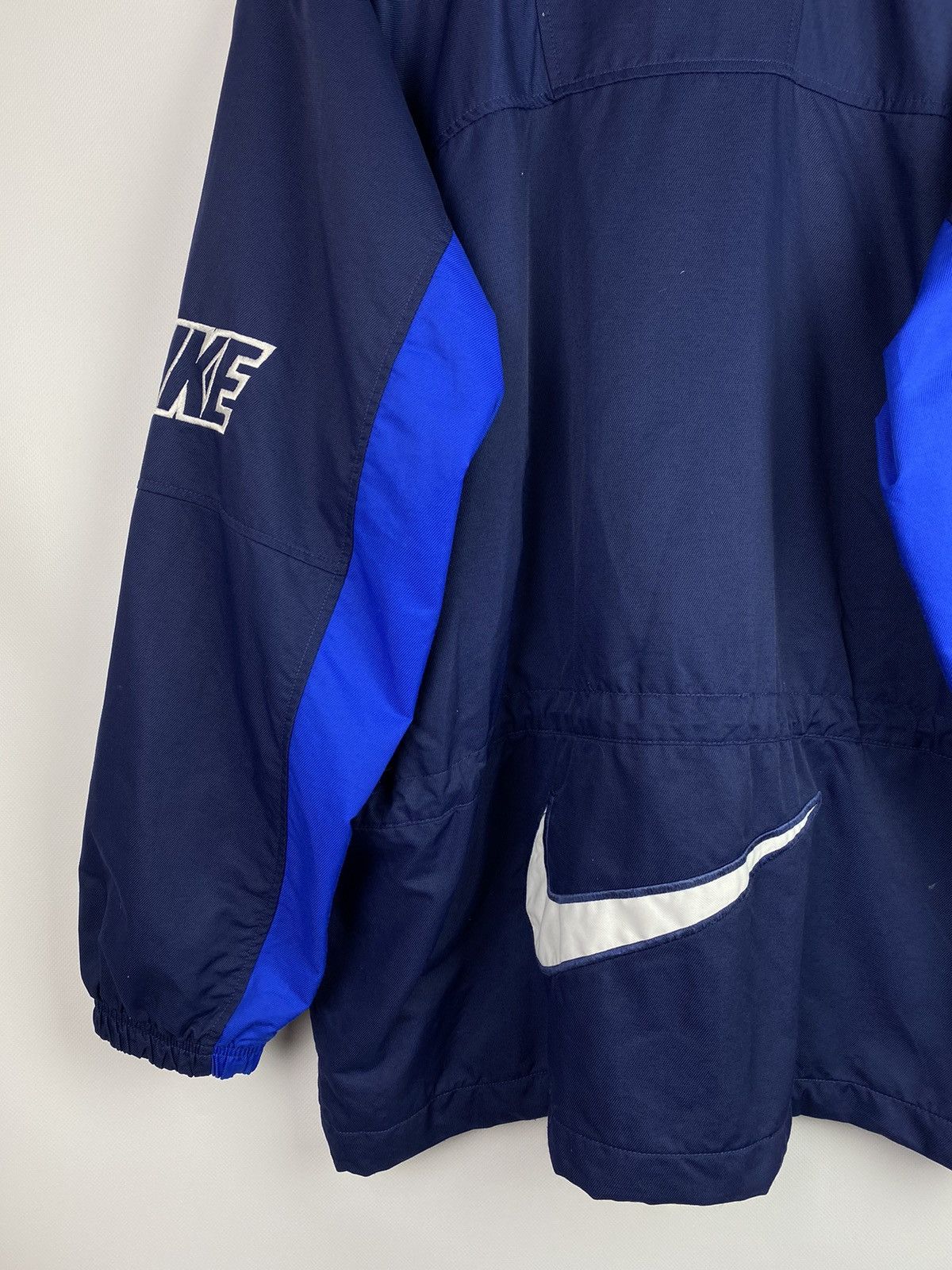 Nike Nike vintage Y2K big swoosh windbreaker jacket size M Size US M / EU 48-50 / 2 - 20 Thumbnail