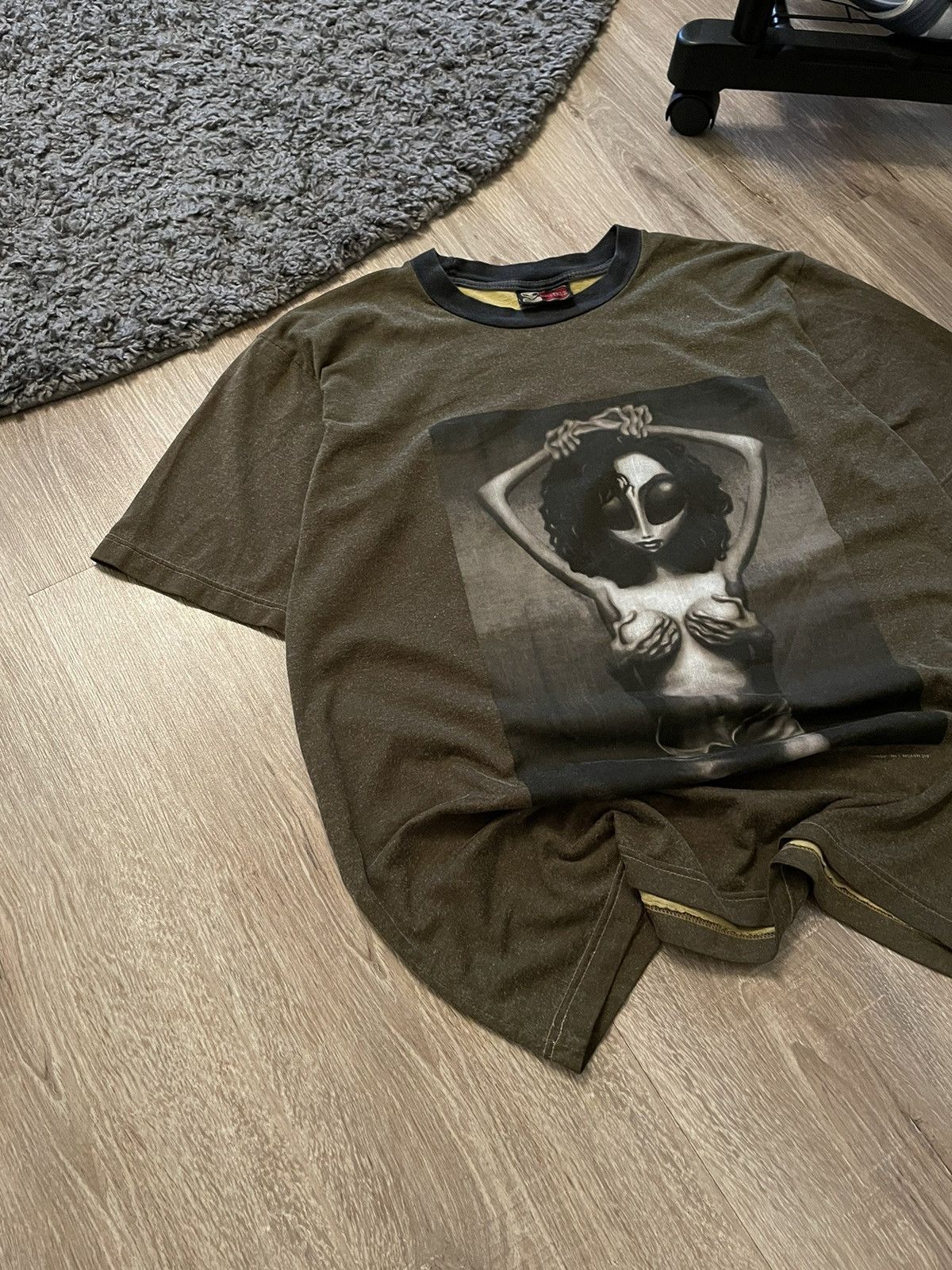 Alien Workshop Rare 1996 Alien Workshop Skate Janet Jackson Promo T Shirt Size US XL / EU 56 / 4 - 3 Thumbnail