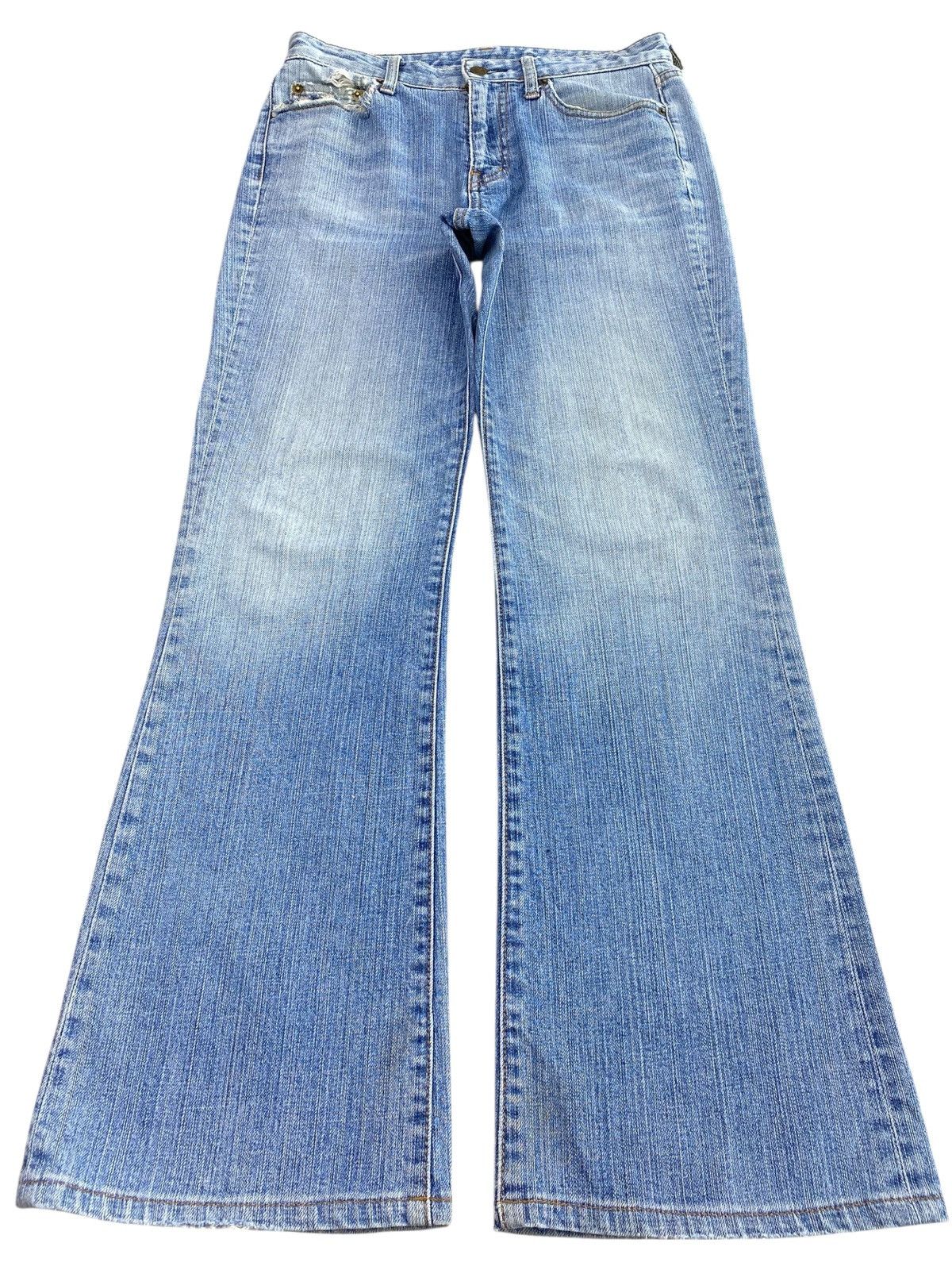 Uniqlo UNIQLO Faded Blue Wash Style Flare Jeans Size US 30 / EU 46 - 1 Thumbnail