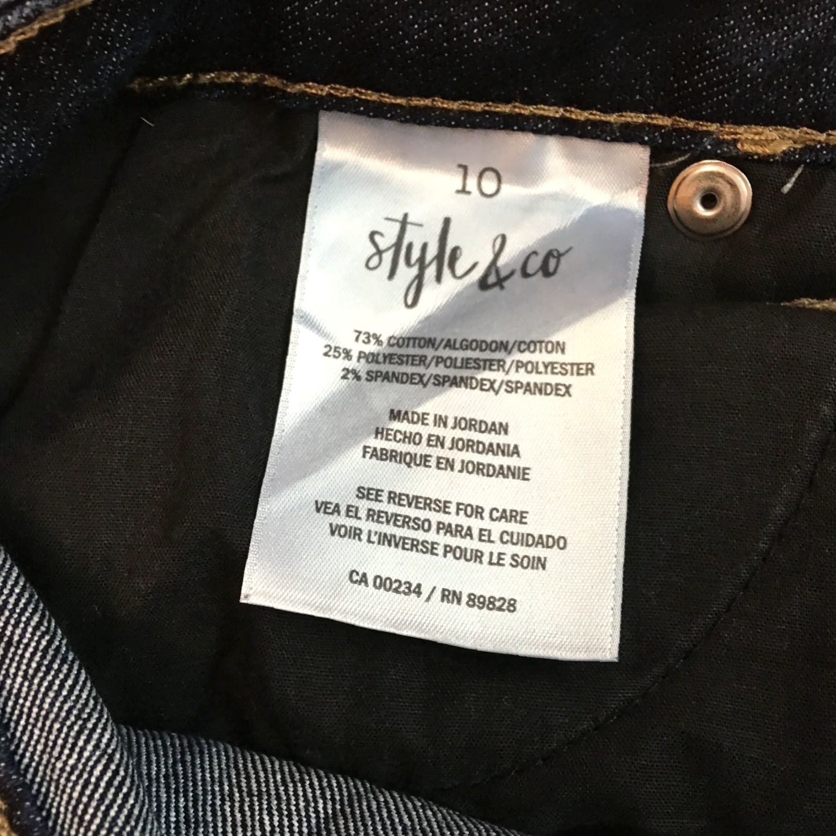 Vintage Style&co. Women Capri Jeans Denim Blue 10 Straight Leg 31in Inseam 5-Pocket Zipper Button High Rise 42in Waist Medium Wash Stretch Size 32" / US 10 / IT 46 - 7 Thumbnail