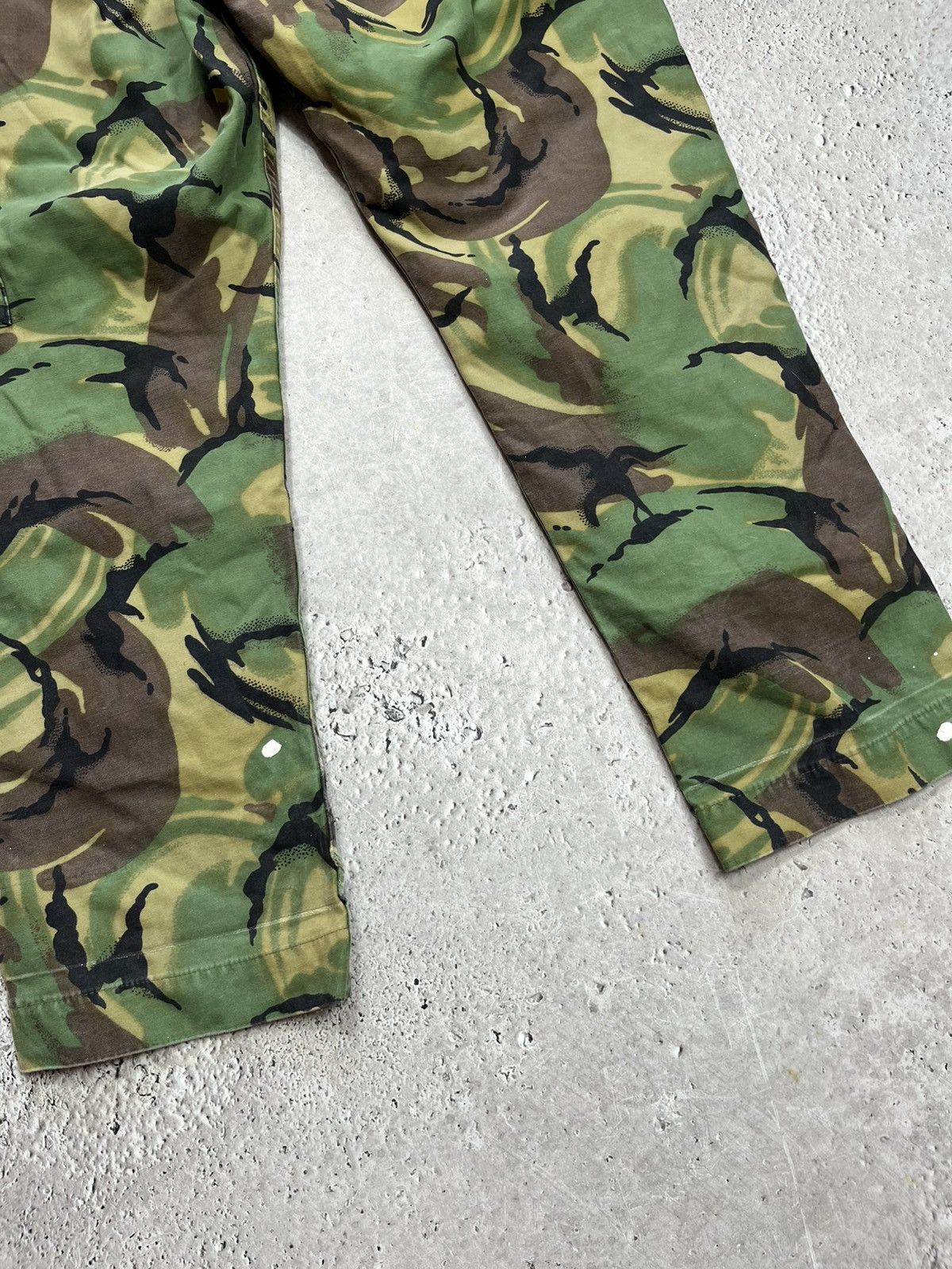 Other Vintage Military Camo Cargo Pants Army Combat Green Tactical Size US 32 / EU 48 - 15 Thumbnail