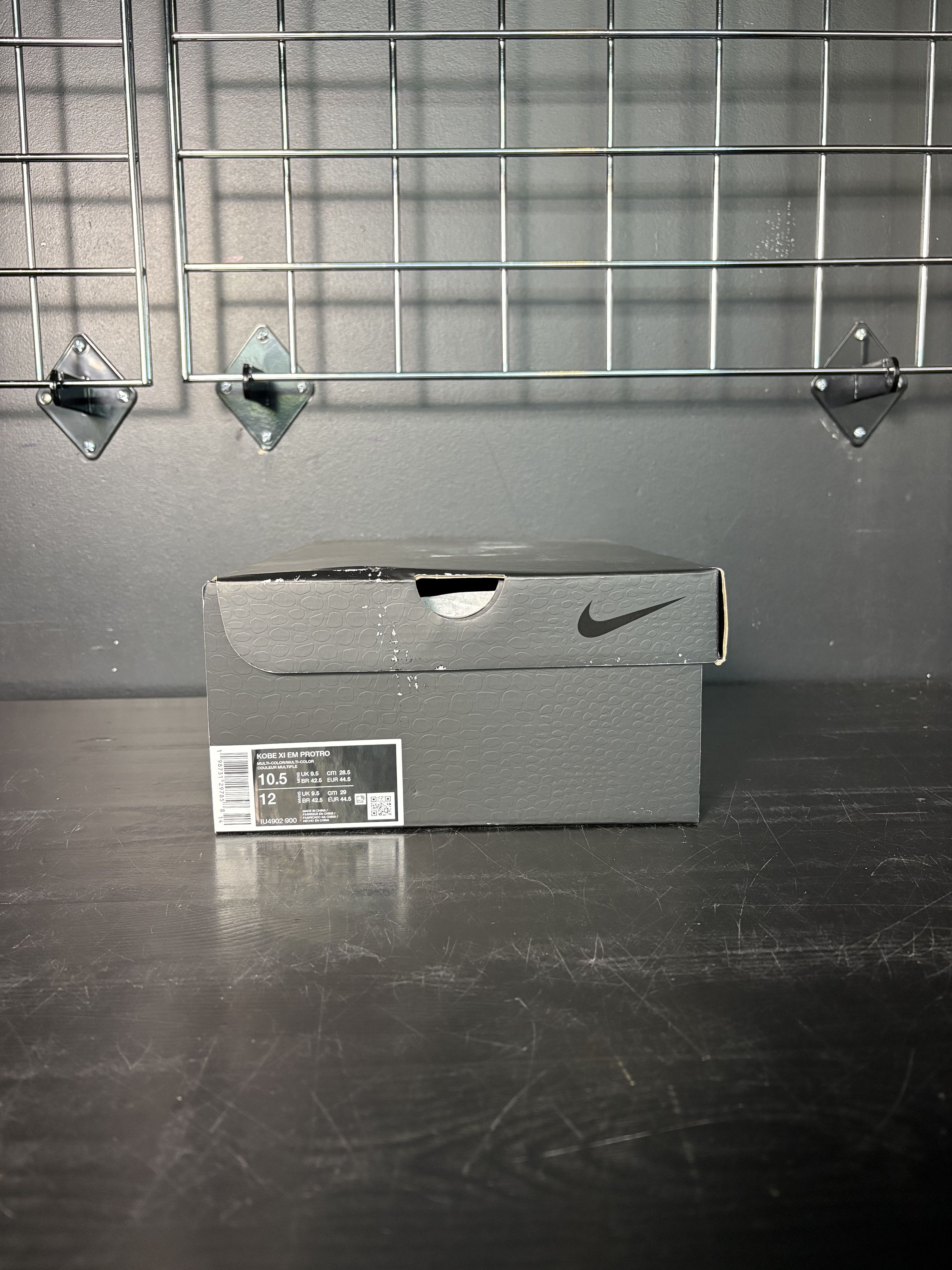 Nike Nike Kobe 11 Protro "Mamba Day" - Size 10.5 Size US 10.5 / EU 43-44 - 7 Thumbnail