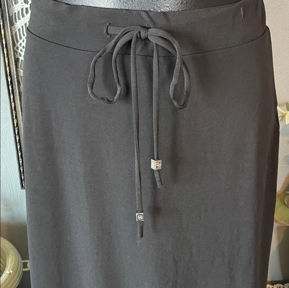 Michael Kors Michael kors black maxi skirt Size 26" / US 2 / IT 38 - 2 Thumbnail