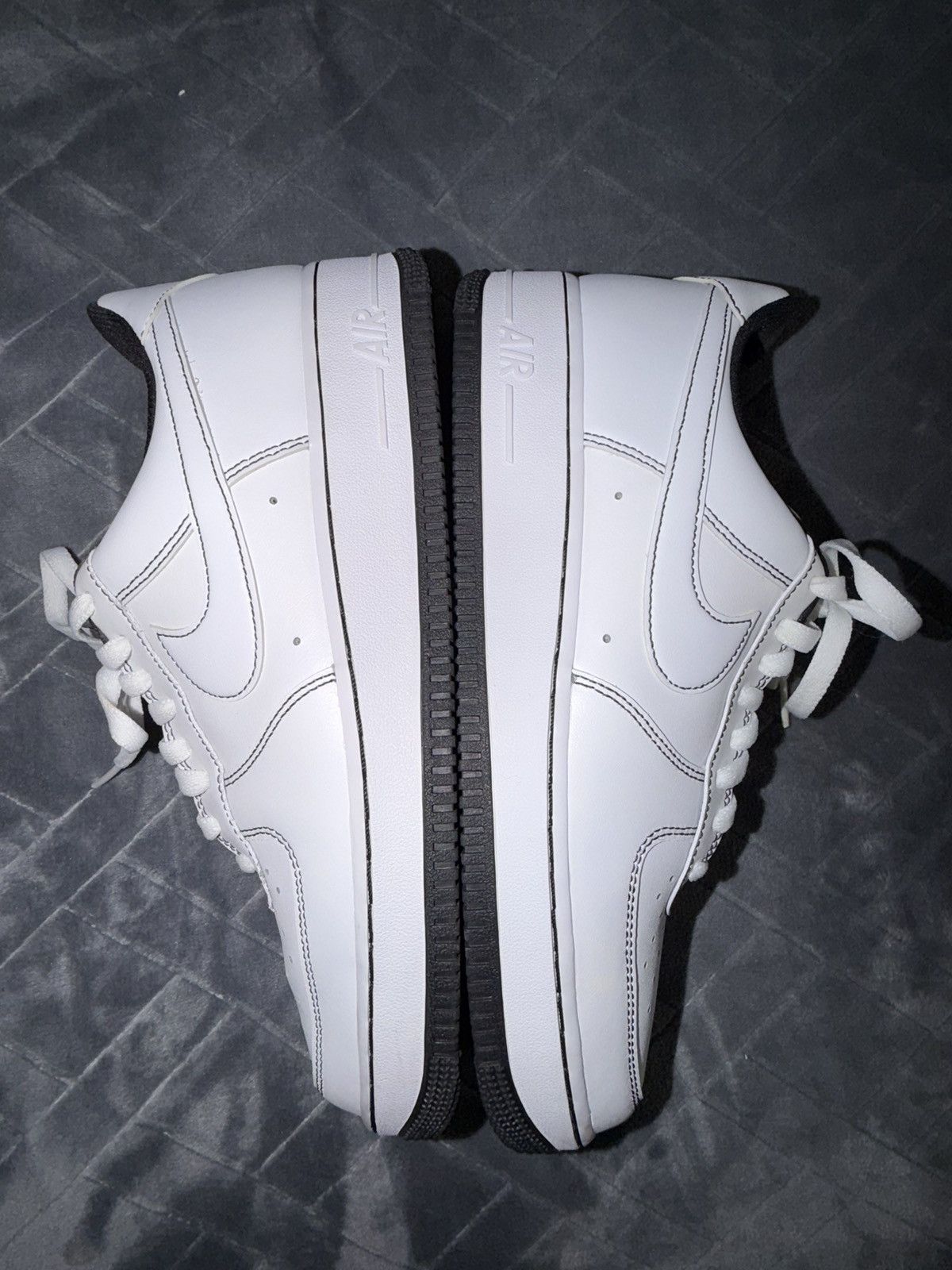 Nike air force one 07’ outline Size US 10 / EU 43 - 4 Thumbnail