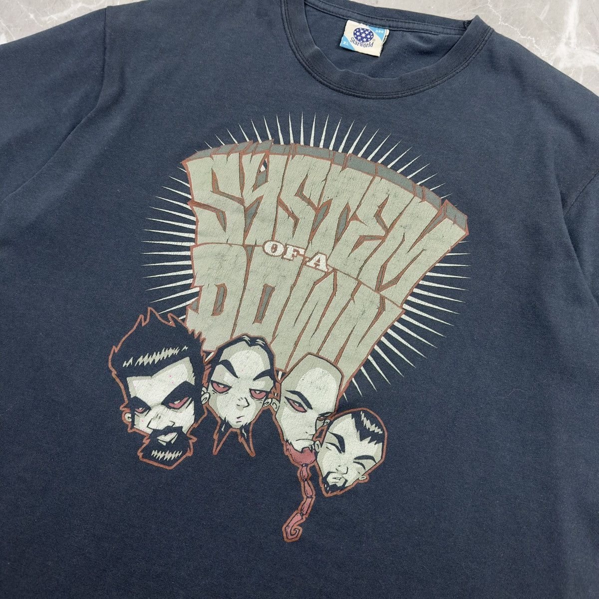 Gildan Vintage System Of A Down SOAD Band Tour Tee Toxity Size US XL / EU 56 / 4 - 2 Thumbnail