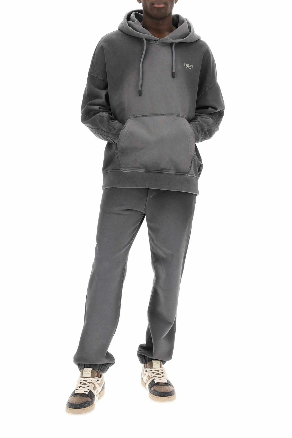 Fendi o1s1wg110226 Sweatpant & Jogger in Gray Size US 34 / EU 50 - 5 Thumbnail