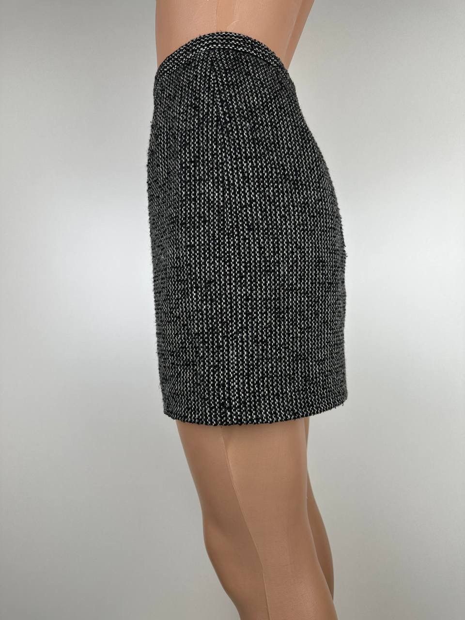 Dolce & Gabbana Skirt Dolce & Gabbana Size 28" / US 6 / IT 42 - 3 Thumbnail