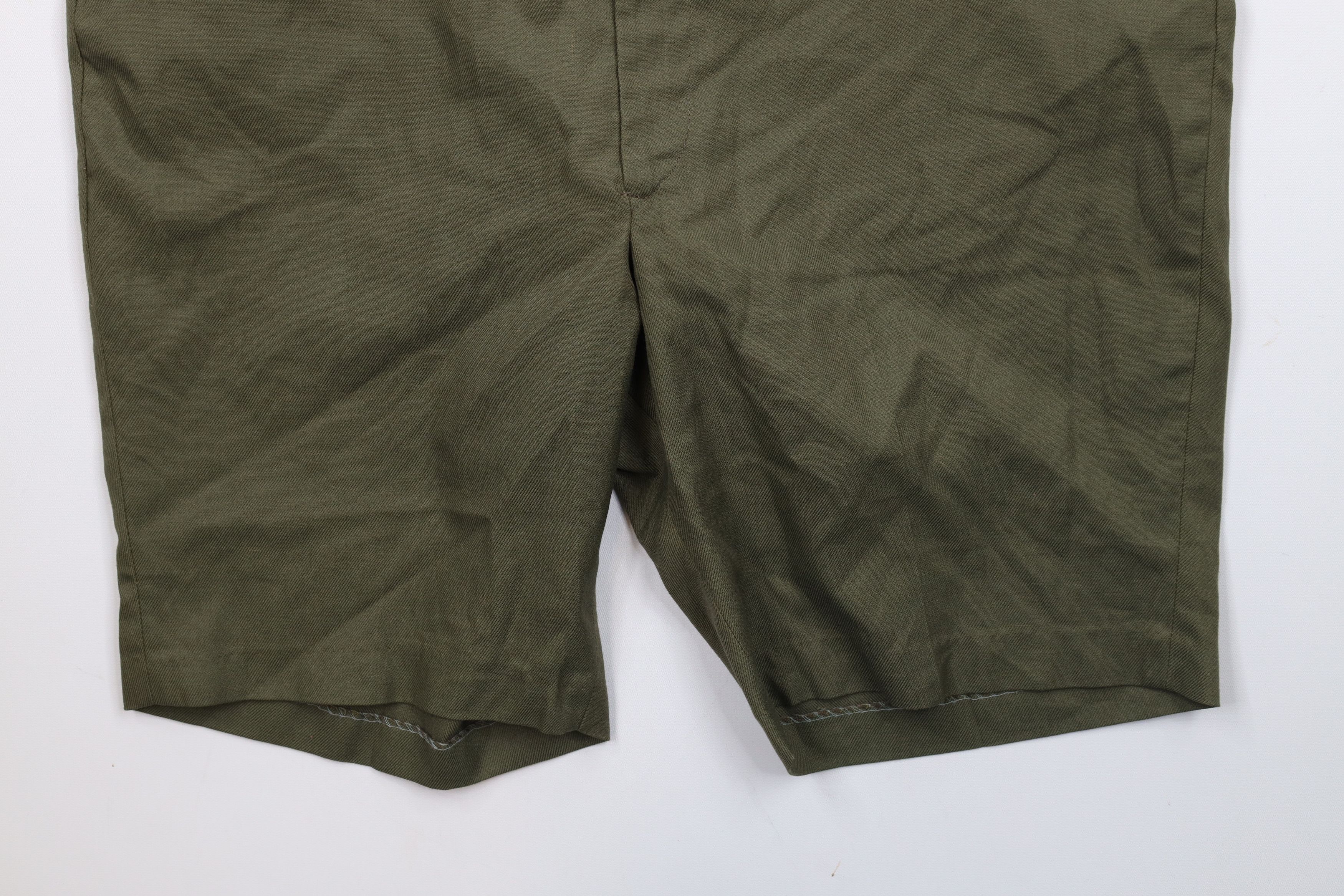 Vintage Vintage 50s Streetwear Front Chino Shorts Olive Green USA Size US 36 / EU 52 - 4 Thumbnail