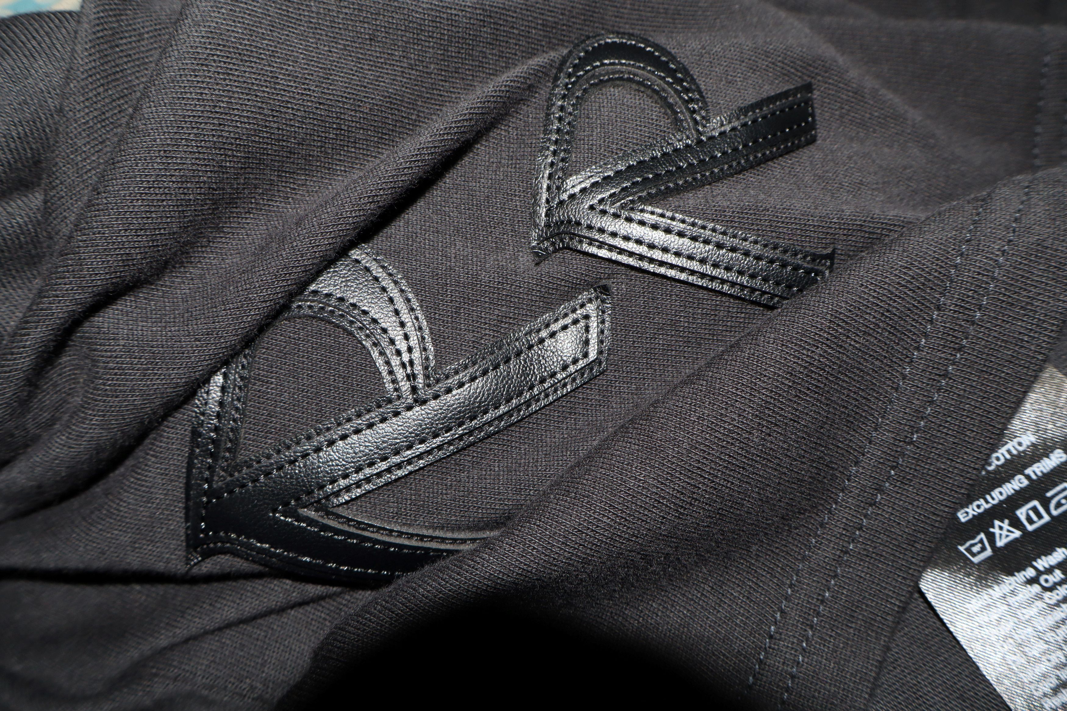 Represent Clo. APPLIQUE INITIAL T-SHIRT Size US M / EU 48-50 / 2 - 6 Thumbnail