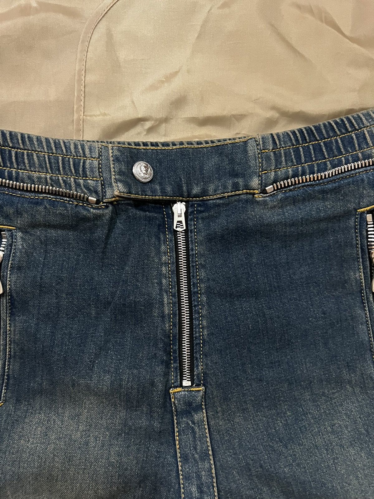 Balmain Balmain two-tone skinny jeans size 33 $2800 Size US 33 - 3 Thumbnail