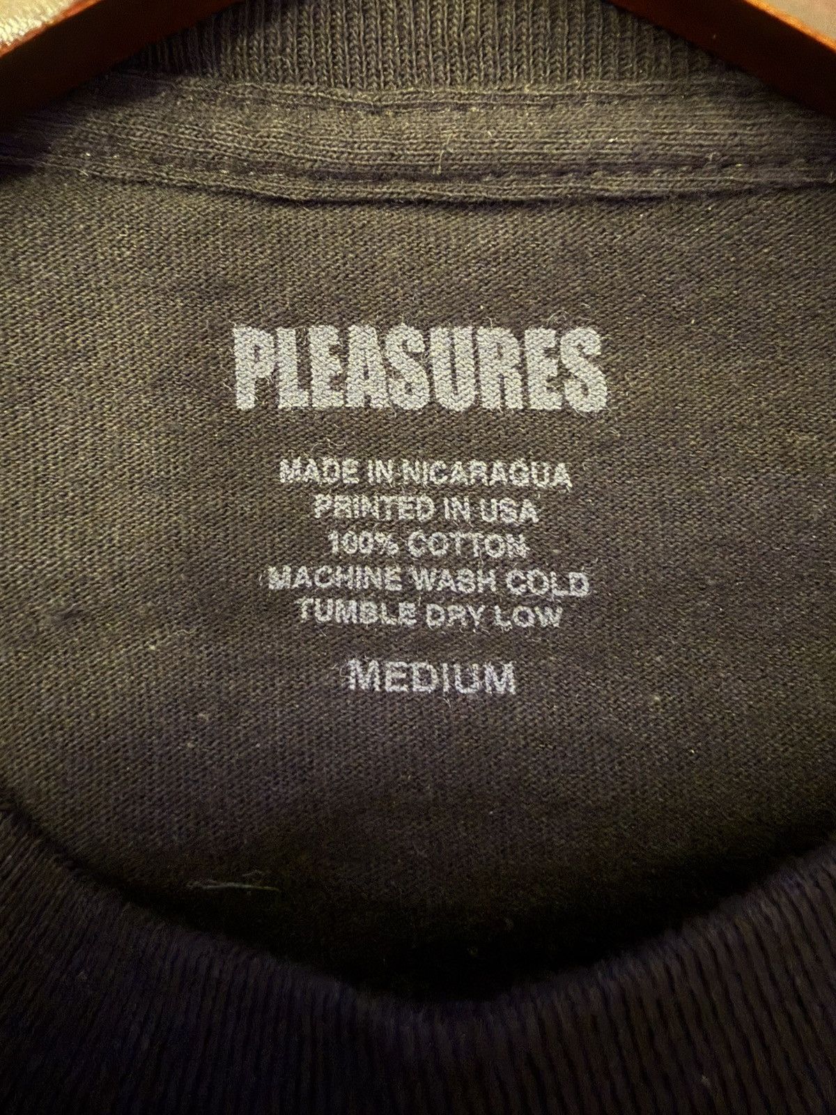Pleasures Pleasures “clown” black t-shirt Size US M / EU 48-50 / 2 - 3 Thumbnail