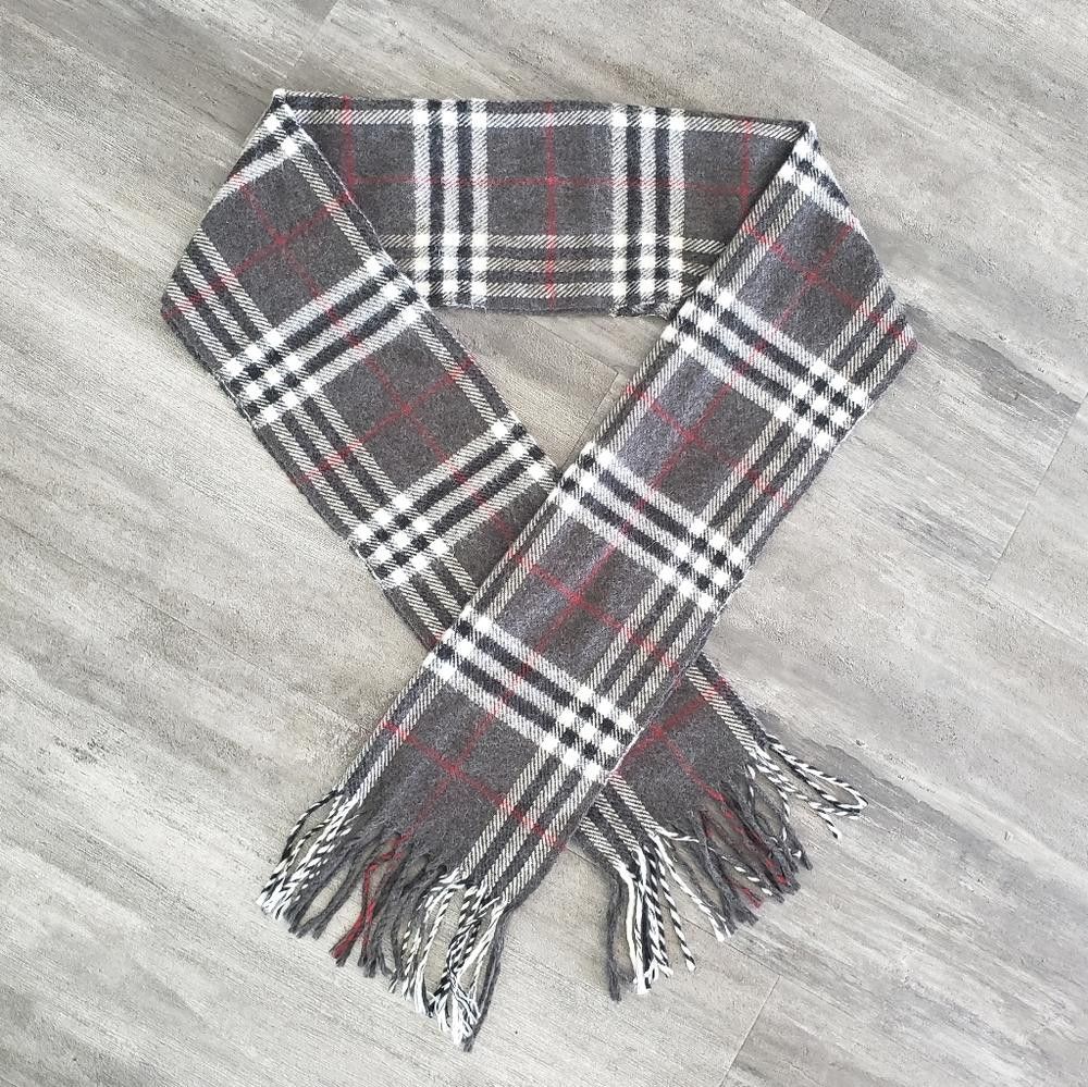 Designer Dark Grey Plaid Glacier's Edge Fringed Scarf Size ONE SIZE - 1 Thumbnail