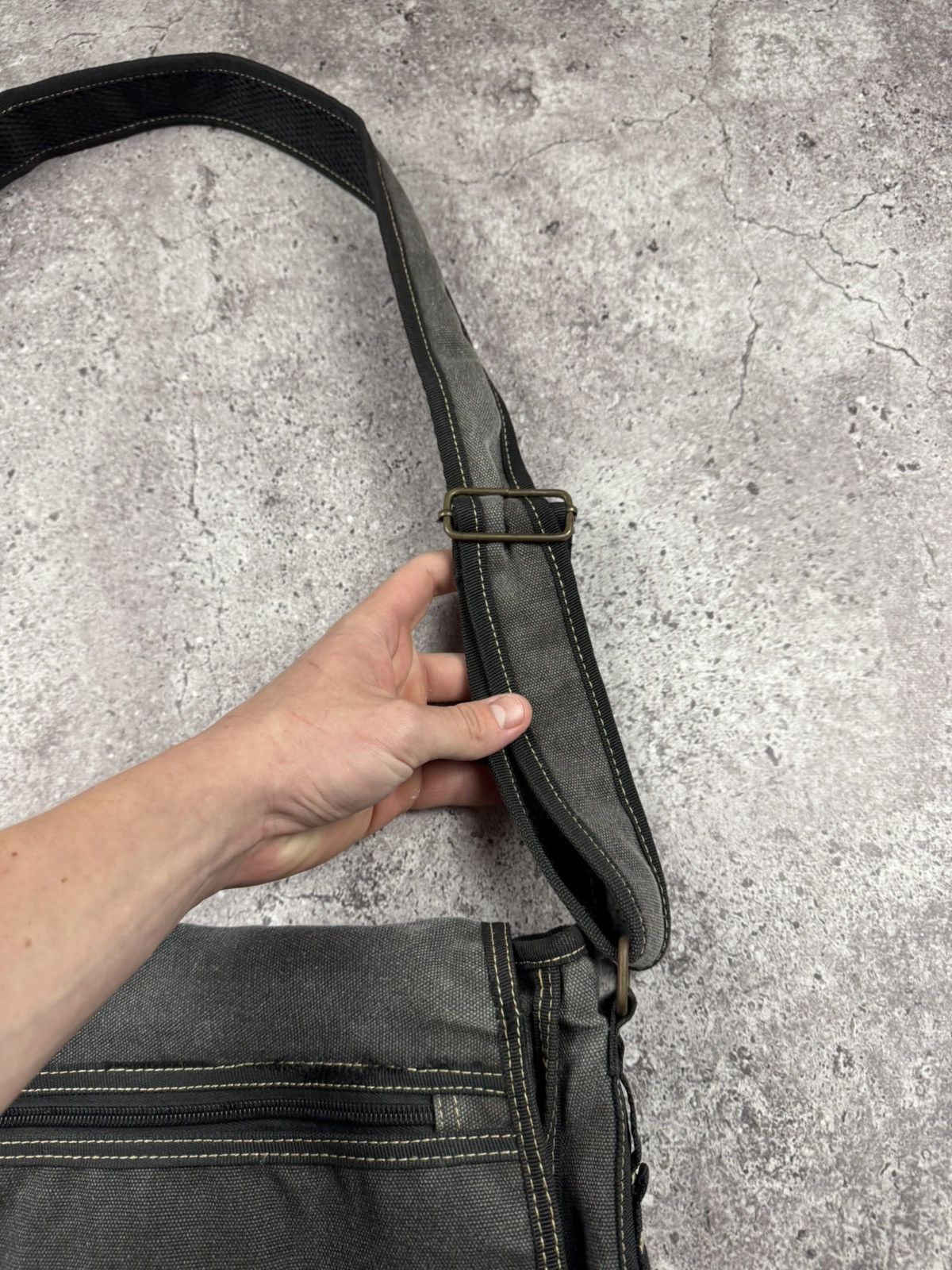 Diesel Vintage Y2K Diesel Messenger Crossbody Japanesse denim Bag Size ONE SIZE - 3 Thumbnail