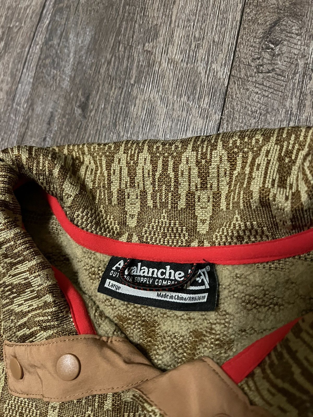 Avalanche AVALANCHE TAPESTRY PRINT PULLOVER LONG SLEEVE SHIRT sz Large Size US L / EU 52-54 / 3 - 5 Thumbnail
