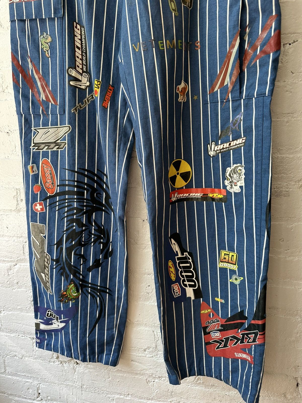 Vetements VETEMENTS 2019 PRINTED PANTS SZ L Size US 32 / EU 48 - 3 Thumbnail