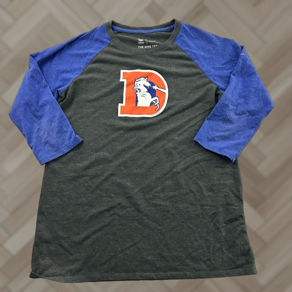 Nike Nike Athletic T-Shirt Denver Broncos 3/4 Sleeve Women’s Medium Gray Blue Shirt Womens Nike T-Shirt Broncos 90s? Size M / US 6-8 / IT 42-44 - 1 Thumbnail