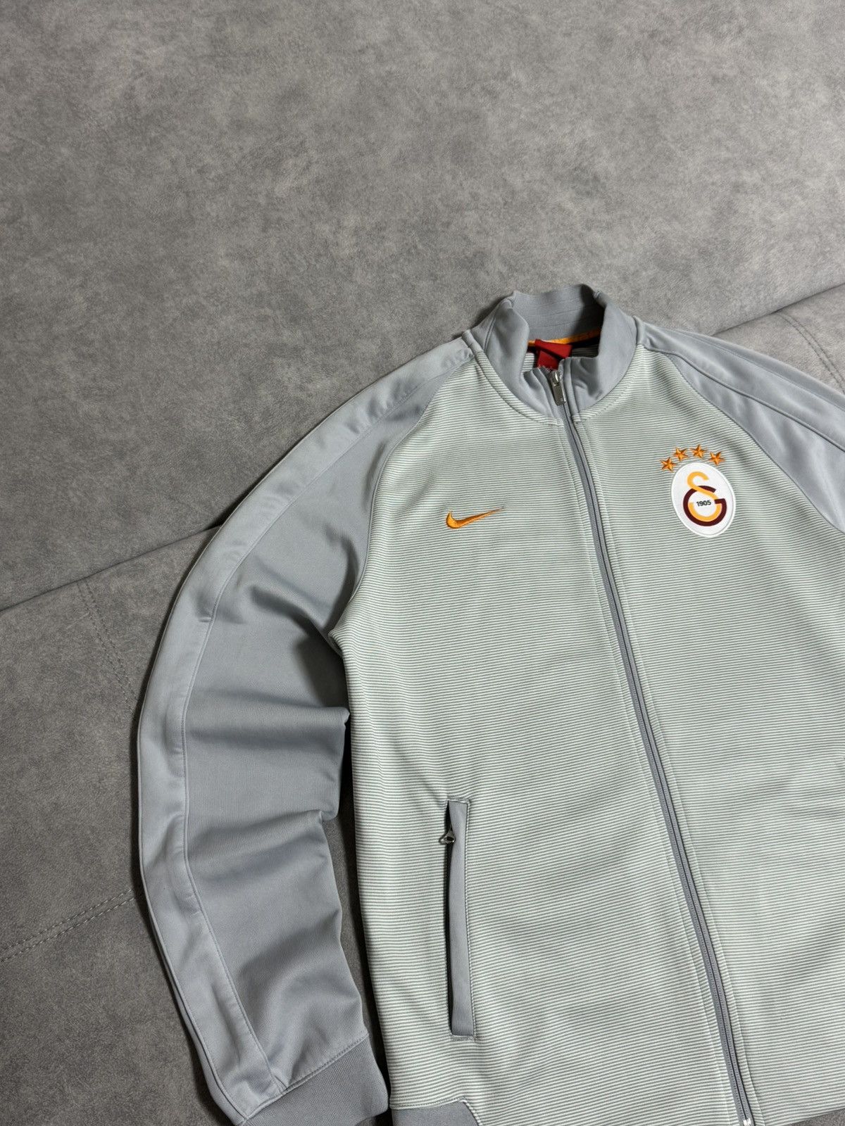 Nike Galatasaray AS Nike Track Jacket 2016-17 Men’s Size L Turkey Size US L / EU 52-54 / 3 - 8 Thumbnail