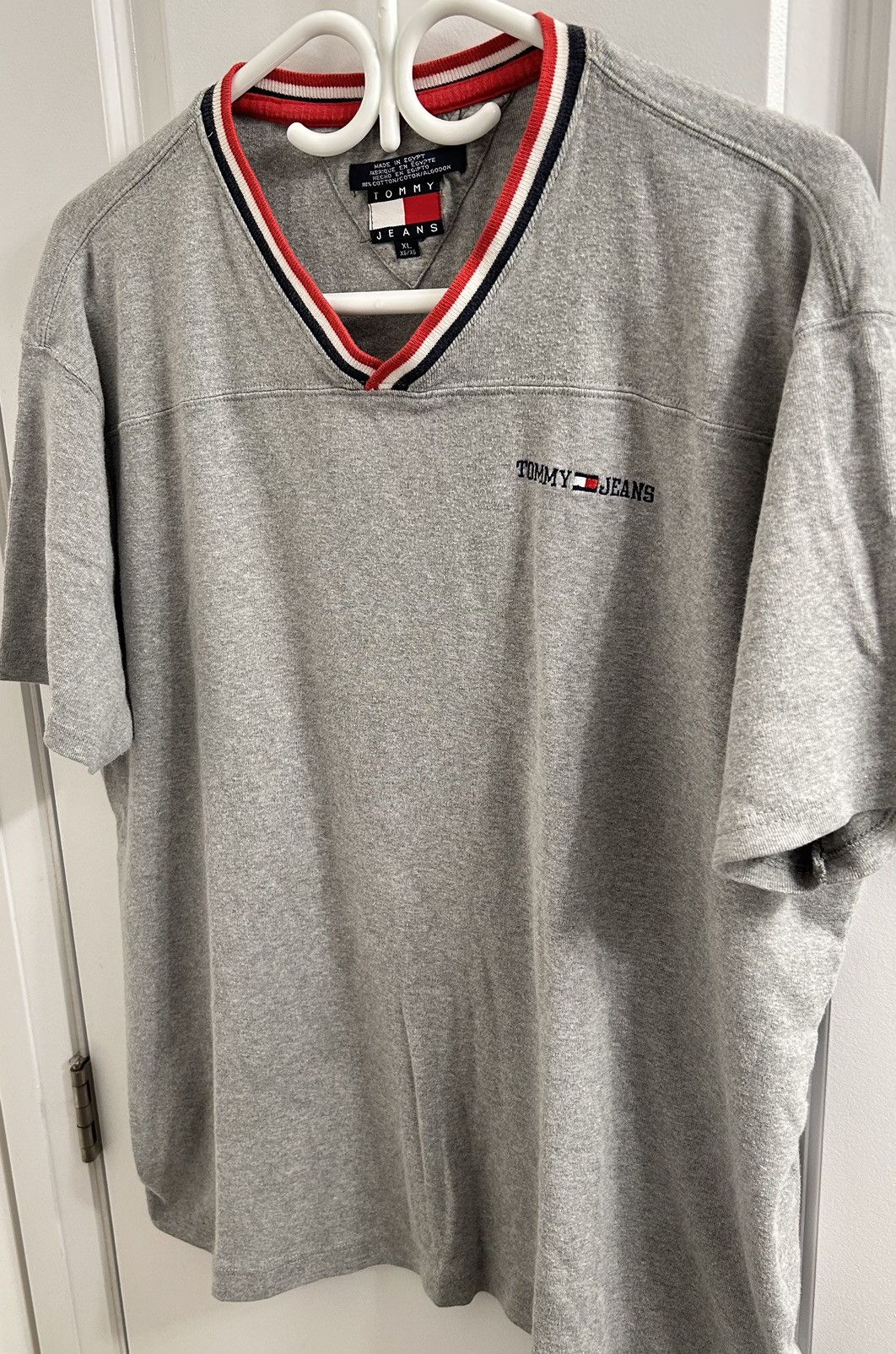 Tommy Hilfiger × Tommy Jeans Tommy Jeans - Tommy Hilfiger Mens Grey V Neck Shirt Size US XL / EU 56 / 4 - 3 Thumbnail