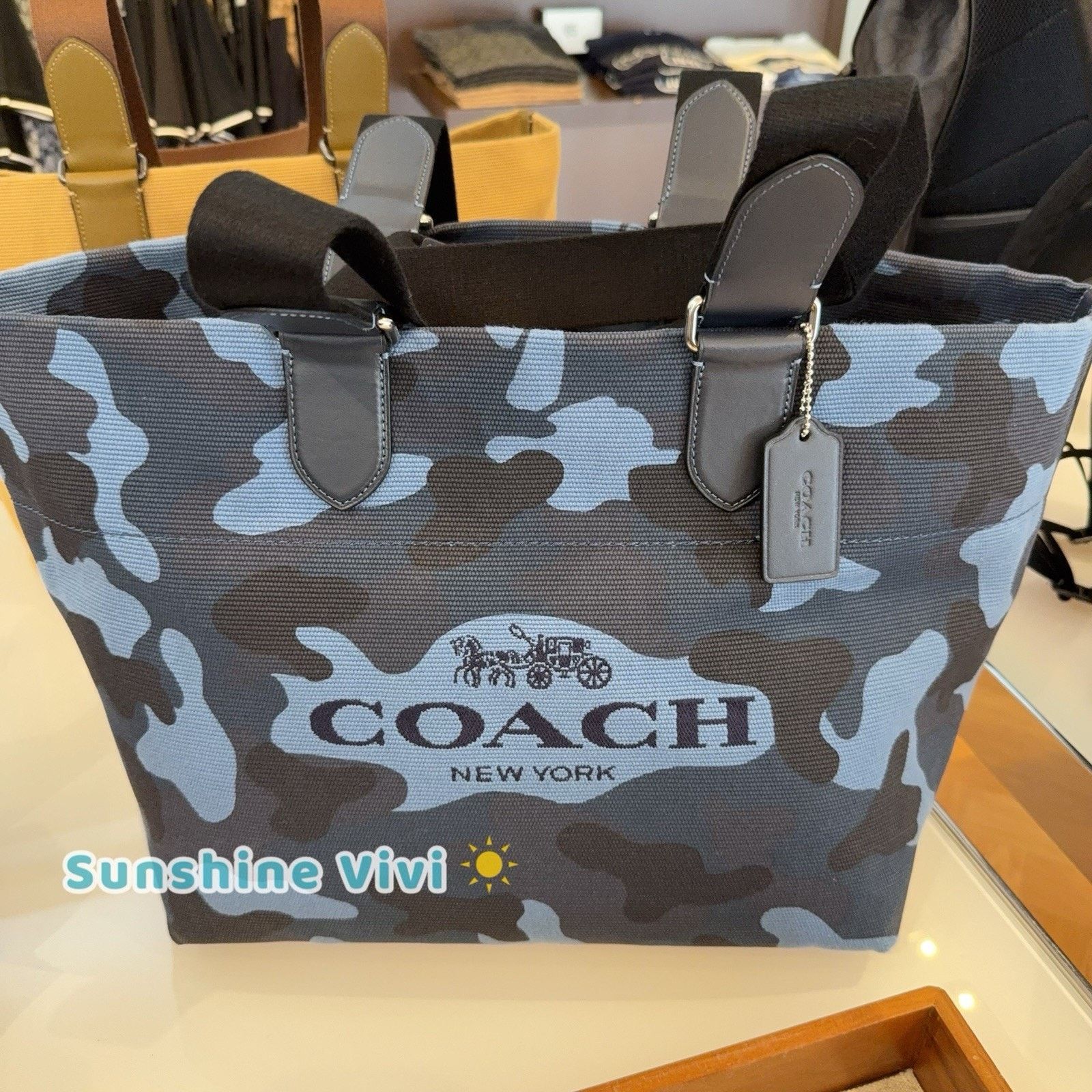 Coach NWT Coach MEN Small Tour Tote Bag Camo CDQ74 Silver/Blue Size ONE SIZE - 1 Thumbnail