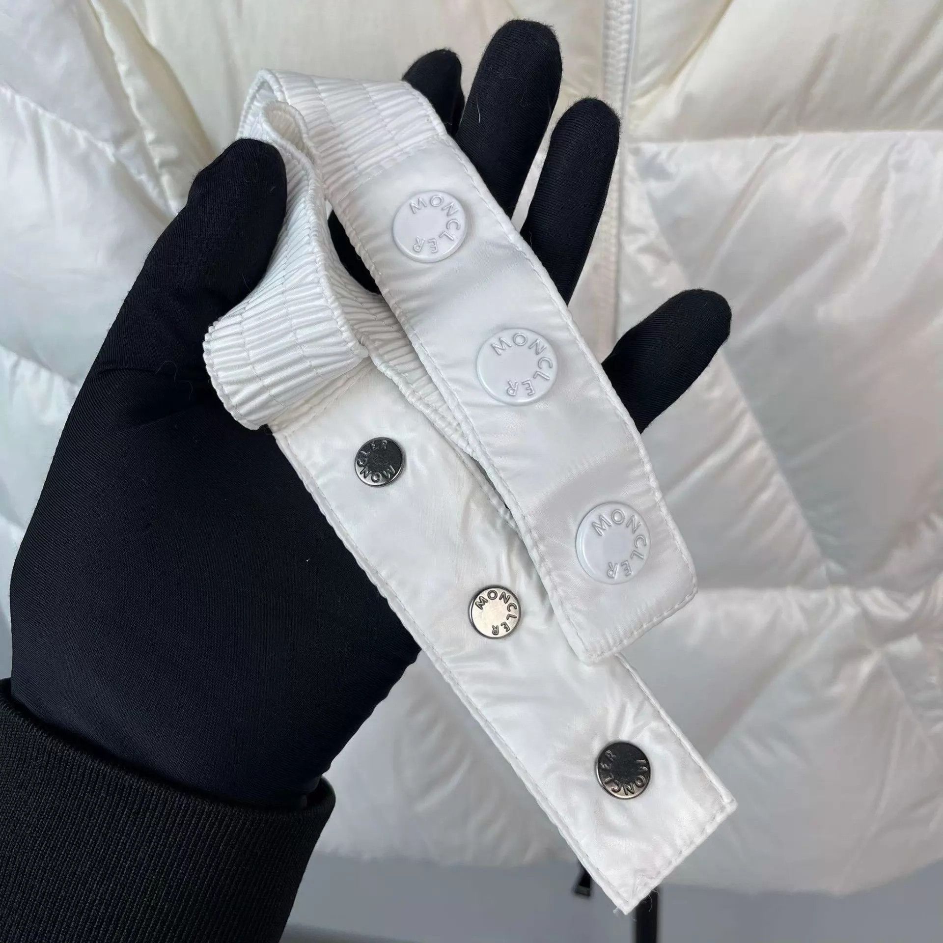 Moncler Moncler 95 New White Women's 0 Down Jacket Size XS / US 0-2 / IT 36-38 - 9 Thumbnail