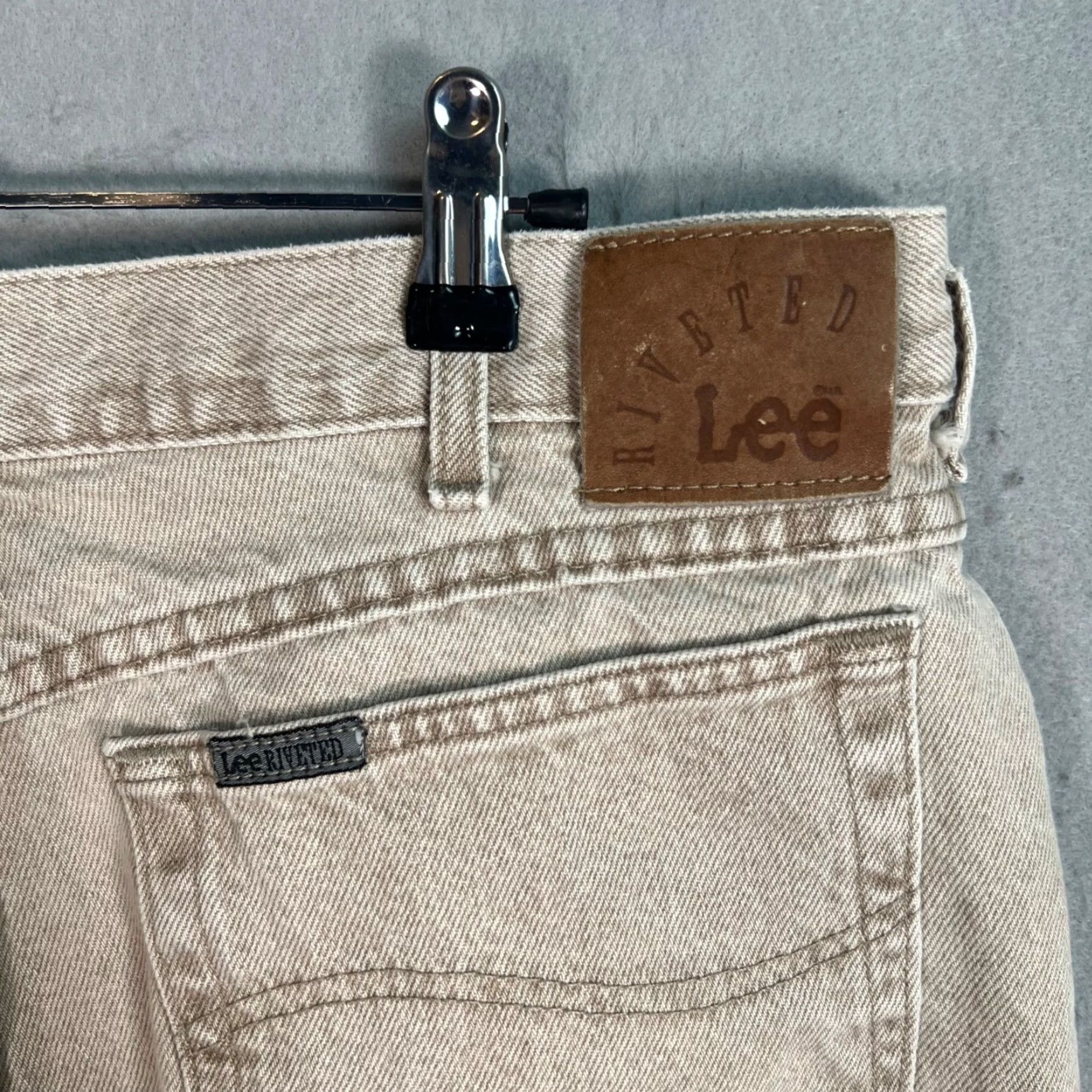 Lee VINTAGE Lee Jeans Men Beige Denim 34 Regular 29 Inseam 5-Pocket Straight Fit Pants Beige Lee Jeans Mens 90s Style Size US 34 / EU 50 - 3 Thumbnail
