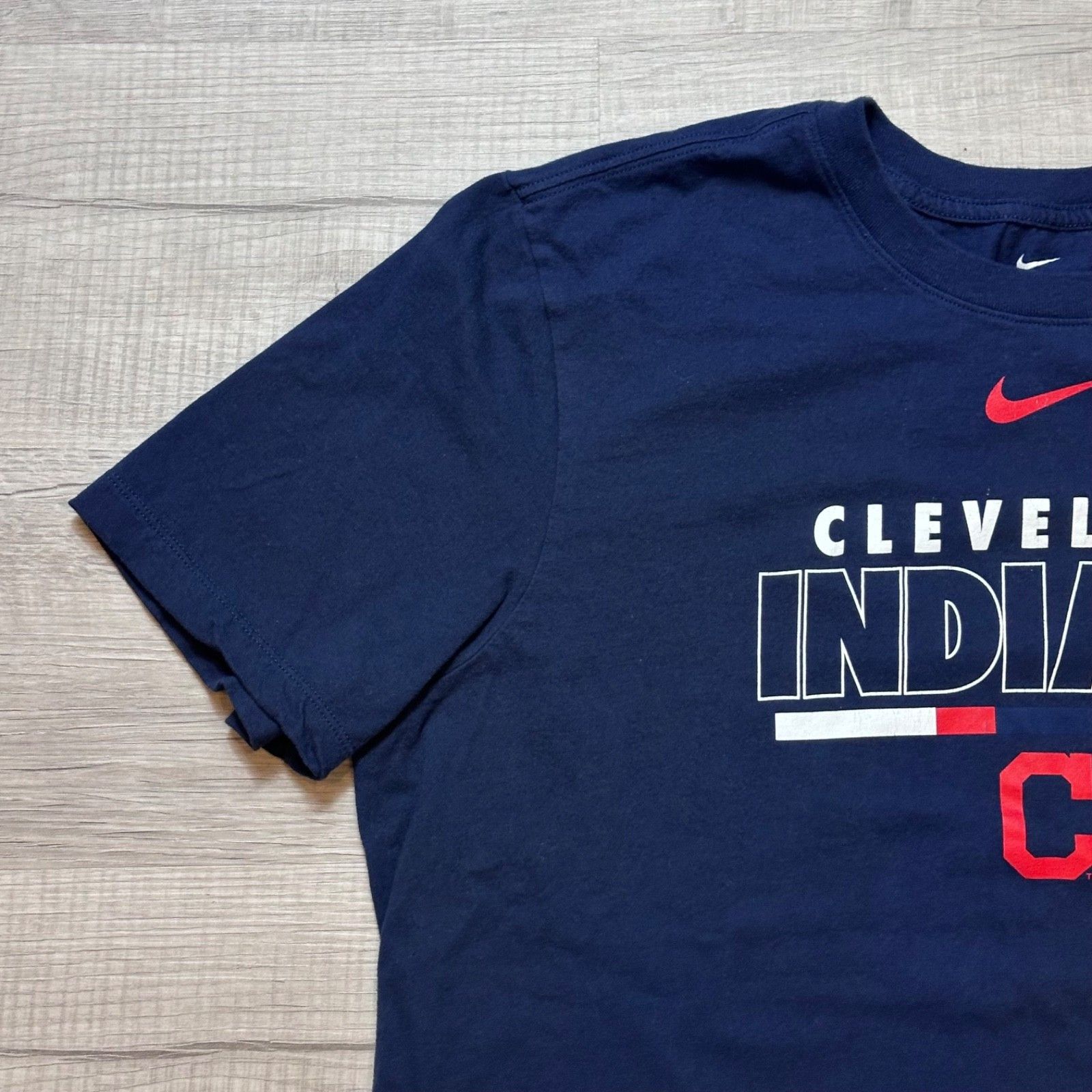 Nike Nike Cleveland Indians Color Bar Short Sleeve Tee XL Swoosh Size US XL / EU 56 / 4 - 6 Thumbnail