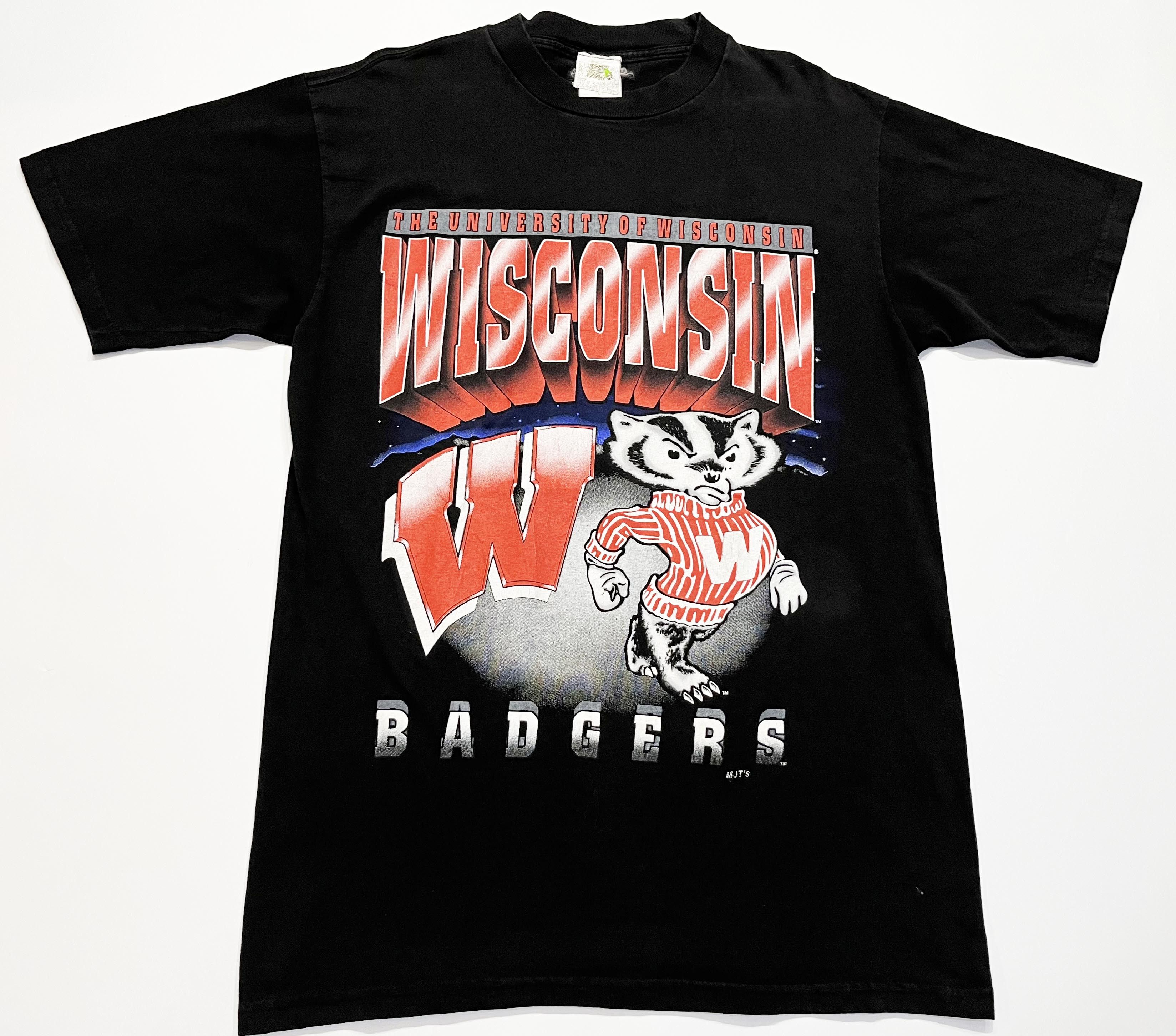 Vintage Vintage Magic Johnson T's NCAA Wisconsin Badgers T-Shirt Size US L / EU 52-54 / 3 - 1 Thumbnail