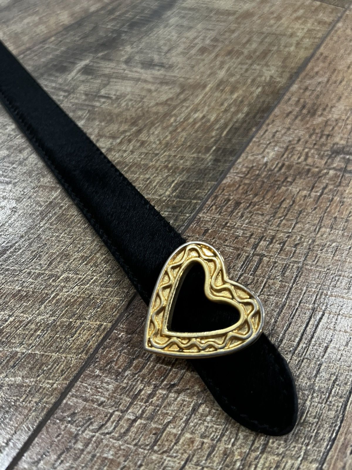 Moschino VTG 90s Moschino Redwall Heart Buckle Furry Leather Belt S/M Size ONE SIZE - 5 Thumbnail
