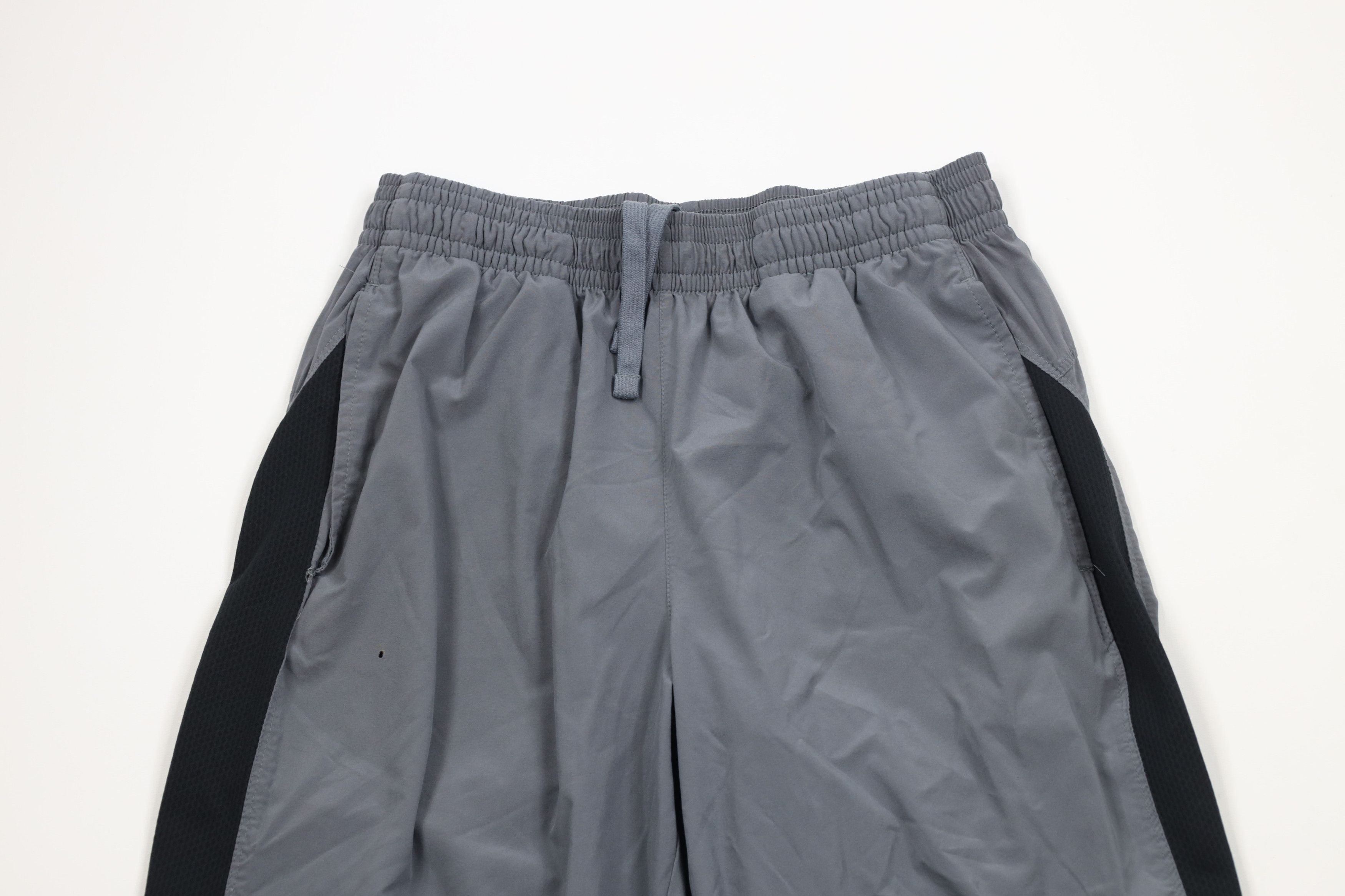 Nike × Vintage Vintage Nike Livestrong Armstrong Wide Leg Stretch Pants Size US 36 / EU 52 - 2 Thumbnail