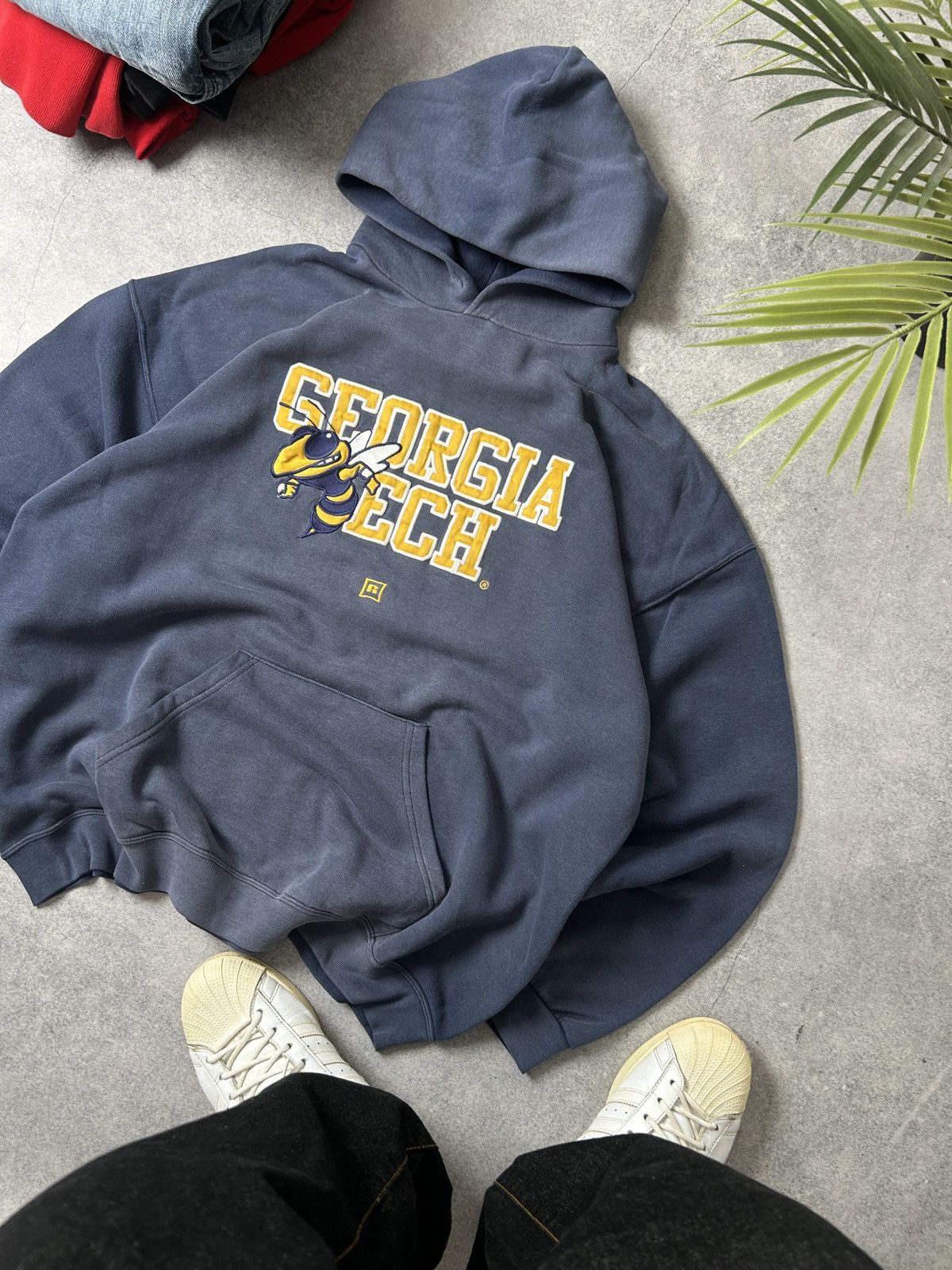 Russell Athletic Vintage Russel Athletics Georgia Ech true faded hoodies Size US XL / EU 56 / 4 - 3 Thumbnail