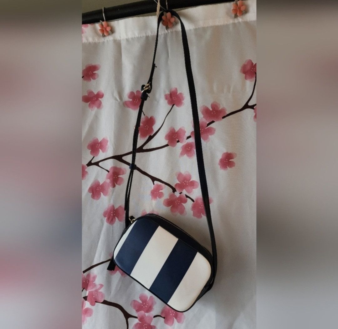 Gap New With Tags NWT Gap Crossbody Bag Blue Wite Stripe Size ONE SIZE - 2 Thumbnail