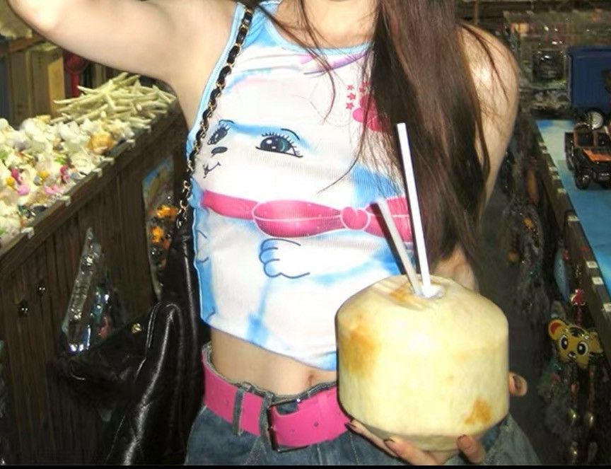 Other Y2K Alternative Cartoon Graphic Crop Top with cute dog Size S / US 4 / IT 40 - 2 Thumbnail