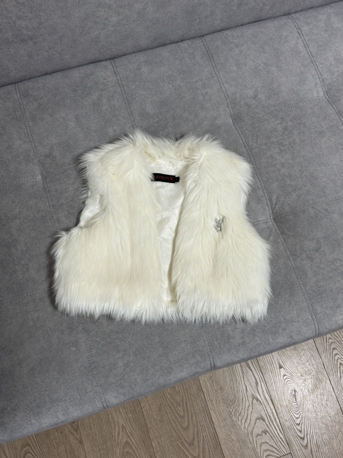Designer × Playboy × Vintage Vintage Playboy Hype Fur Faux vests Japanese style Y2K Size S / US 4 / IT 40 - 1 Thumbnail