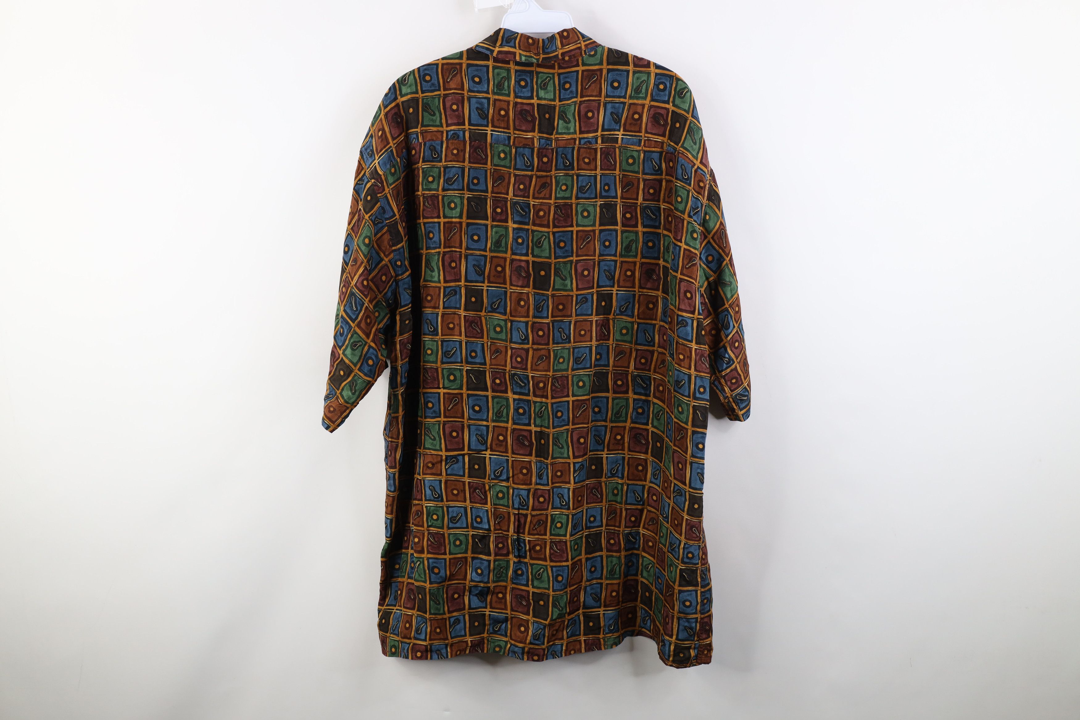 Vintage Vintage 90s Streetwear Geometric Silk Collared Button Shirt Size US L / EU 52-54 / 3 - 8 Thumbnail