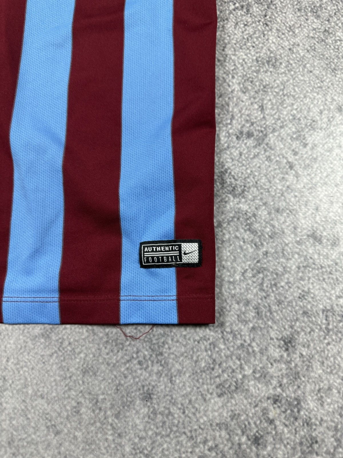 Nike Nike Trabzonspor Soccer Jersey Streetwear Blokecore Y2K S Size US S / EU 44-46 / 1 - 3 Thumbnail