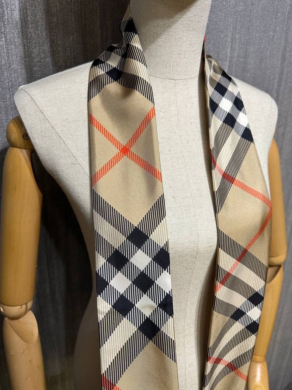 Burberry Burberry Silk Scarf Nova Check Slim Logo Print New 100% Auth Size ONE SIZE - 12 Thumbnail