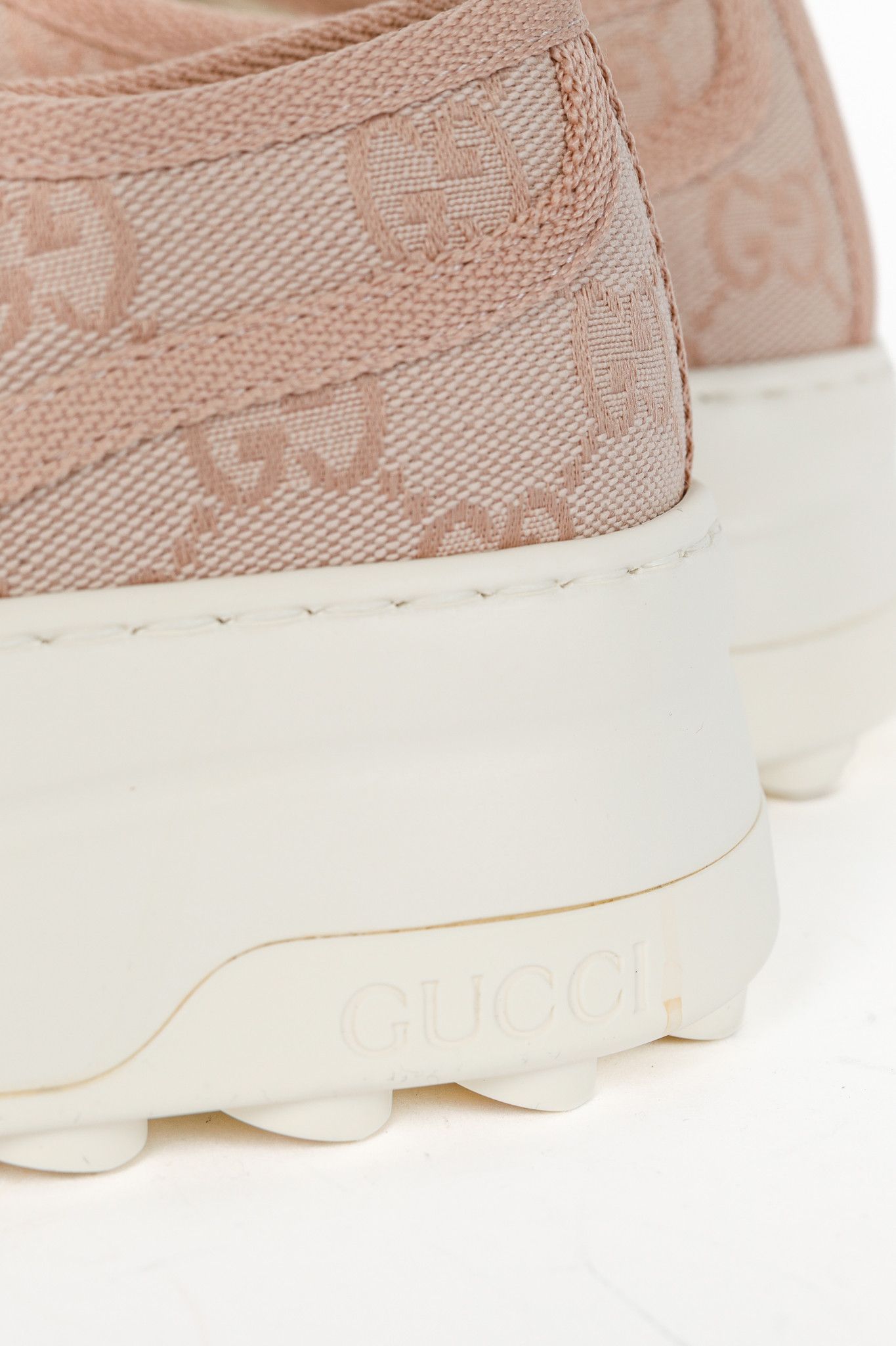 Gucci Gucci Pink New Canvas GG Monogram Platform Sneakers Size US 7 / IT 37 - 9 Thumbnail